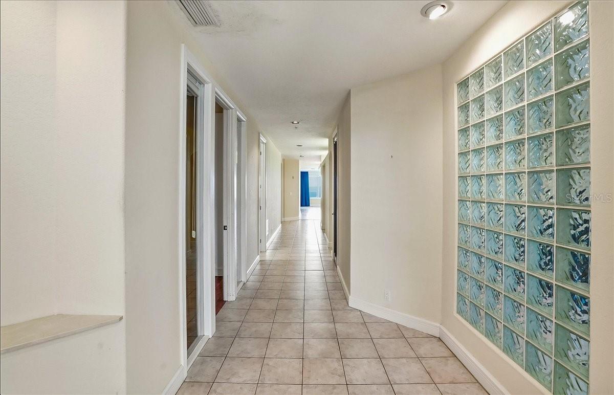 TANGERINE BAY CLUB - Residential