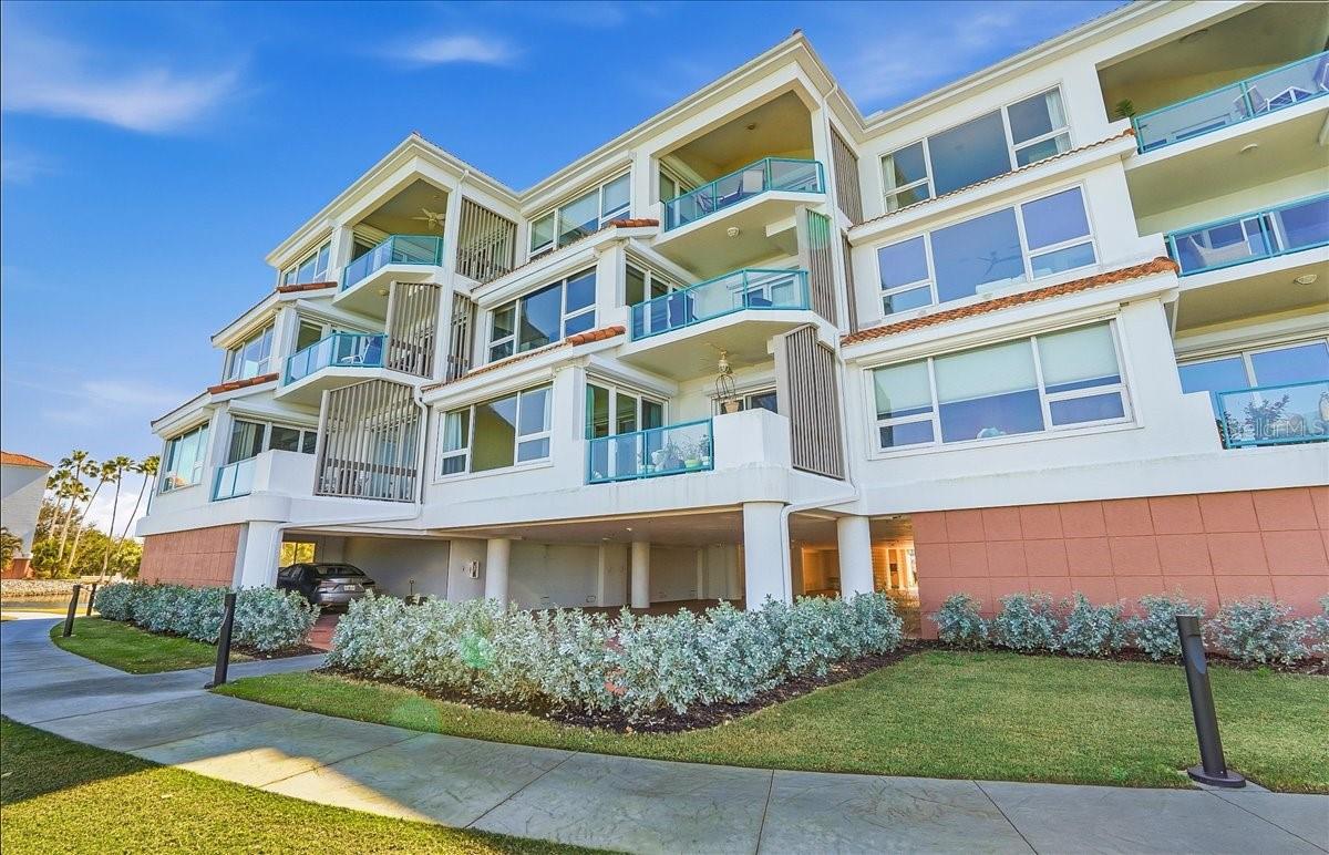 TANGERINE BAY CLUB - Residential