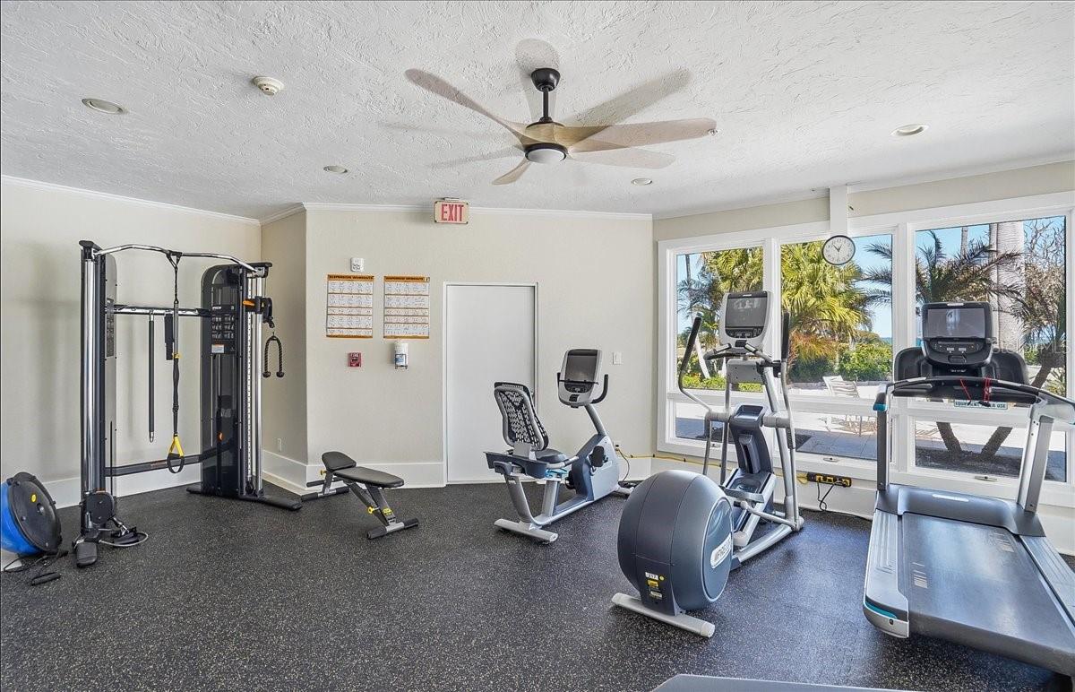 TANGERINE BAY CLUB - Residential