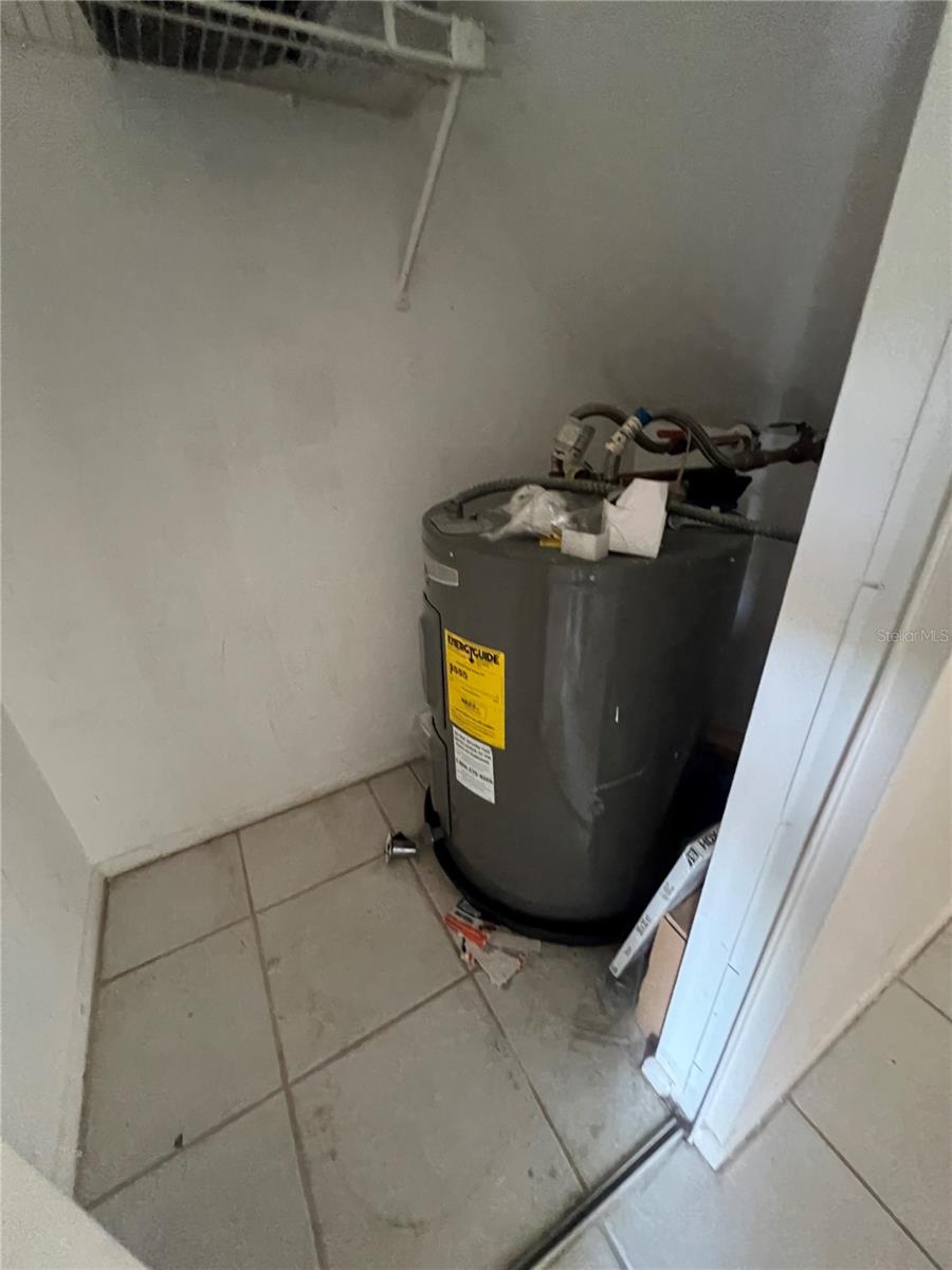 PORT MALABAR COUNTRY CLUB UNIT 07 REP 01 - Residential