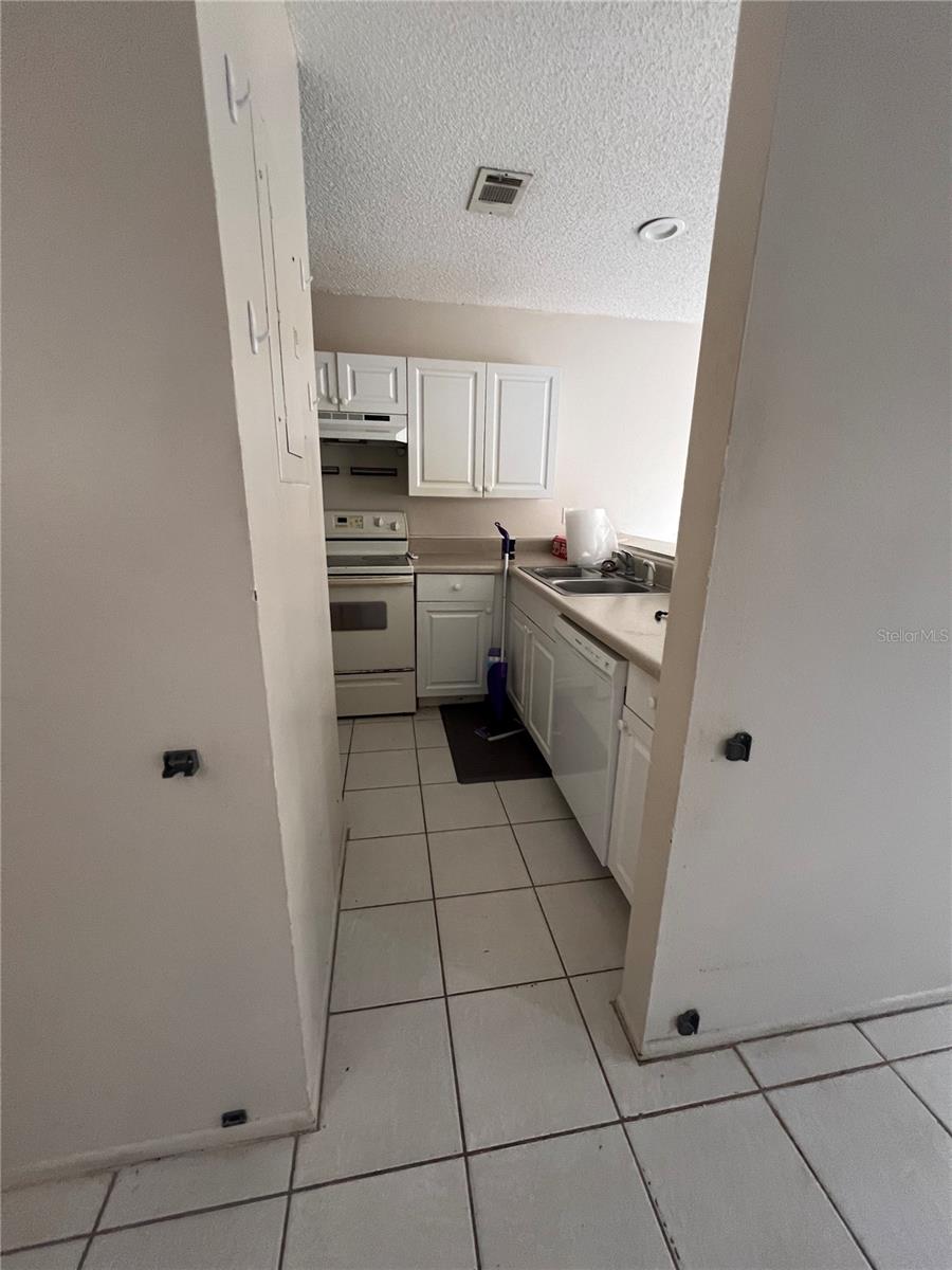 PORT MALABAR COUNTRY CLUB UNIT 07 REP 01 - Residential