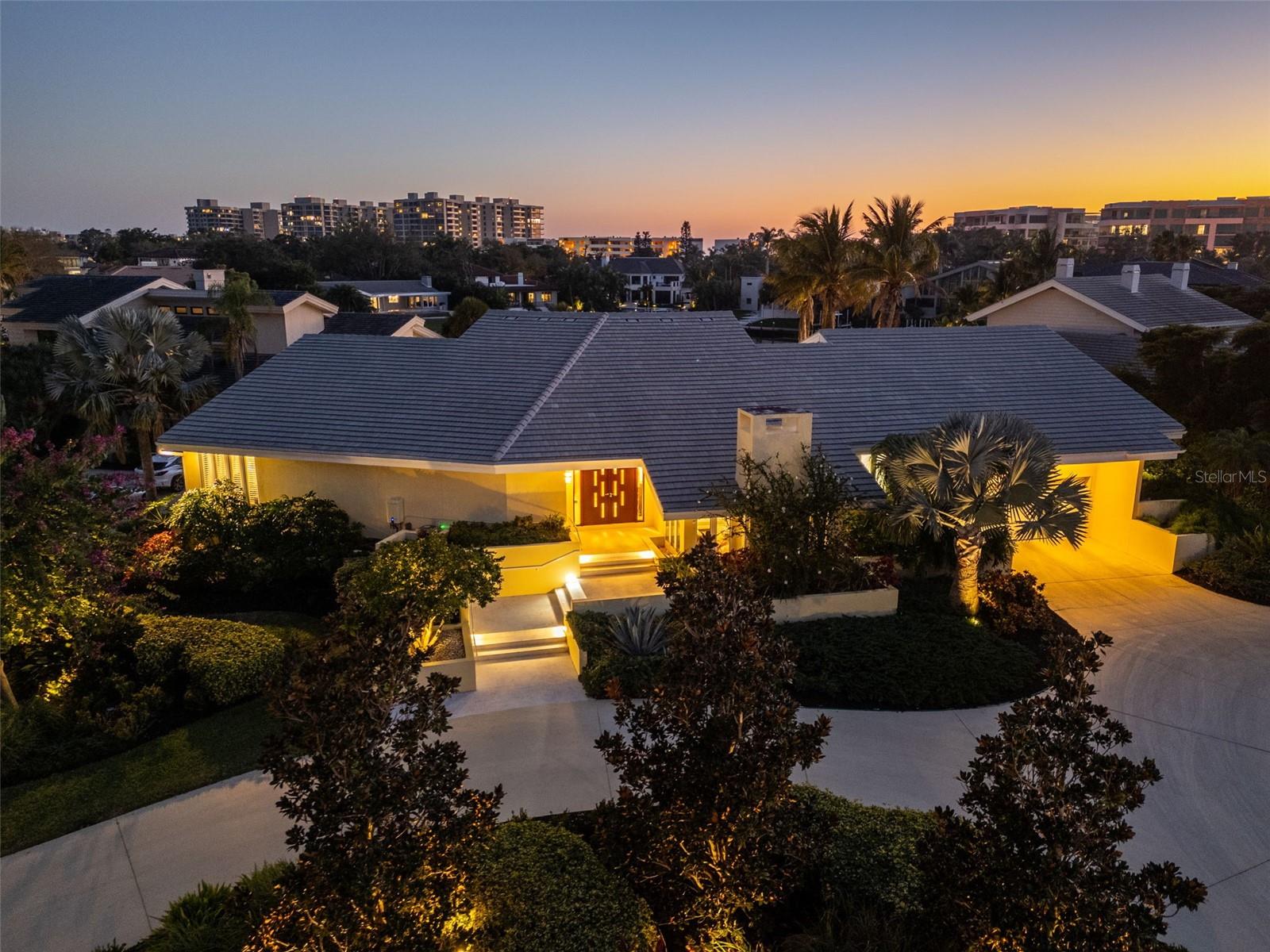 BAY ISLES - Residential
