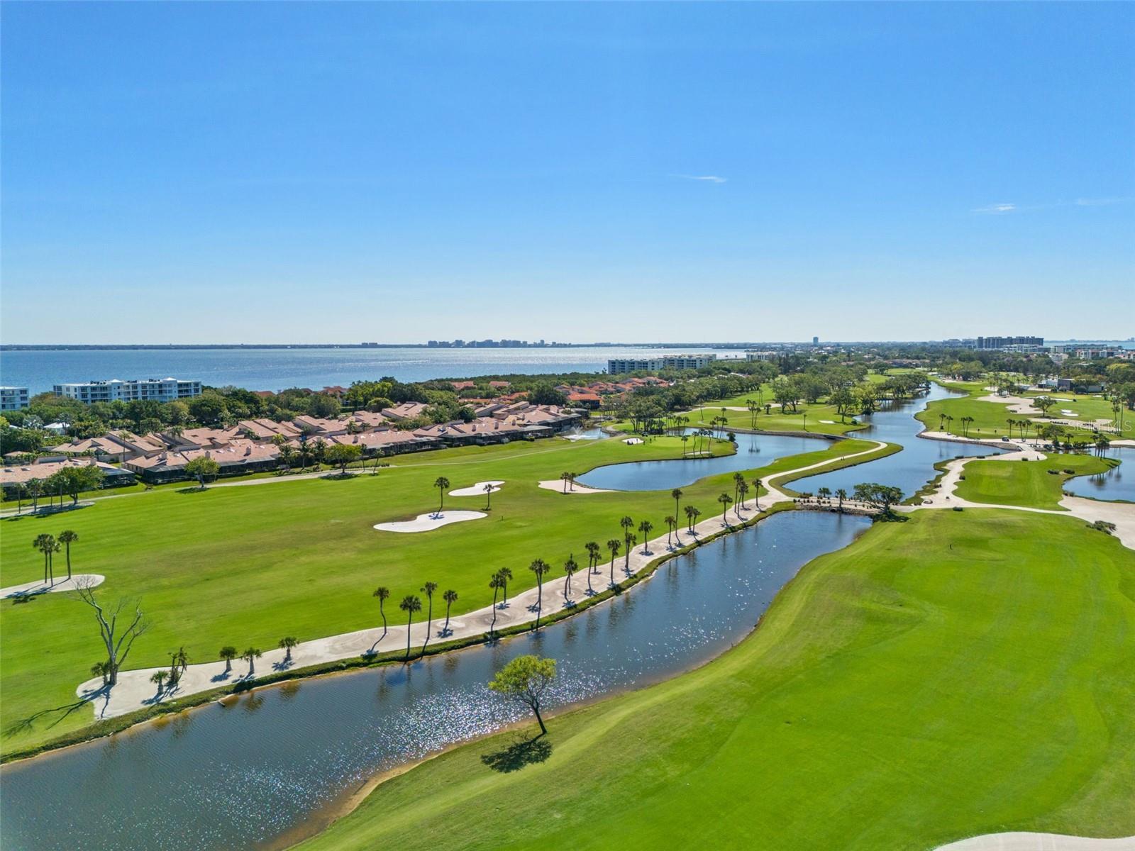BAY ISLES - Residential
