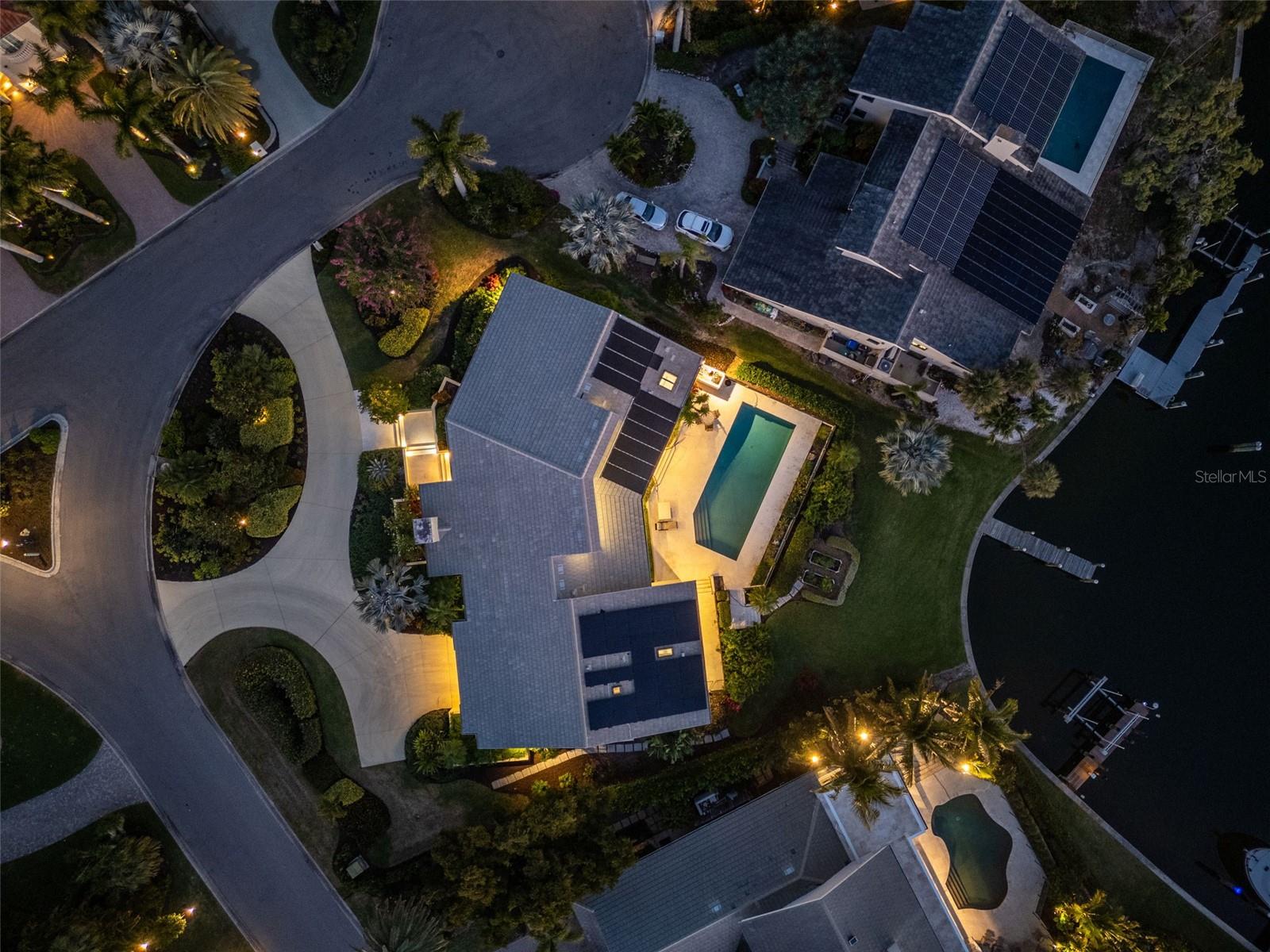 BAY ISLES - Residential