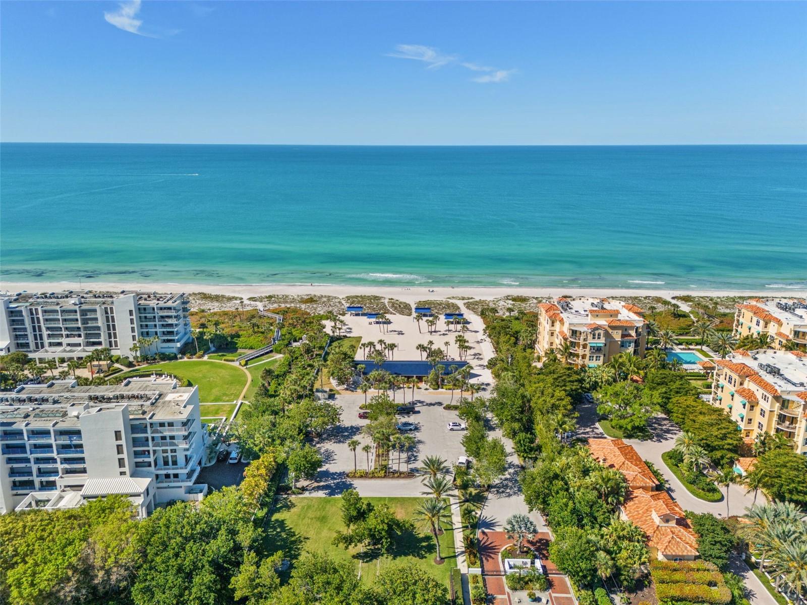 BAY ISLES - Residential