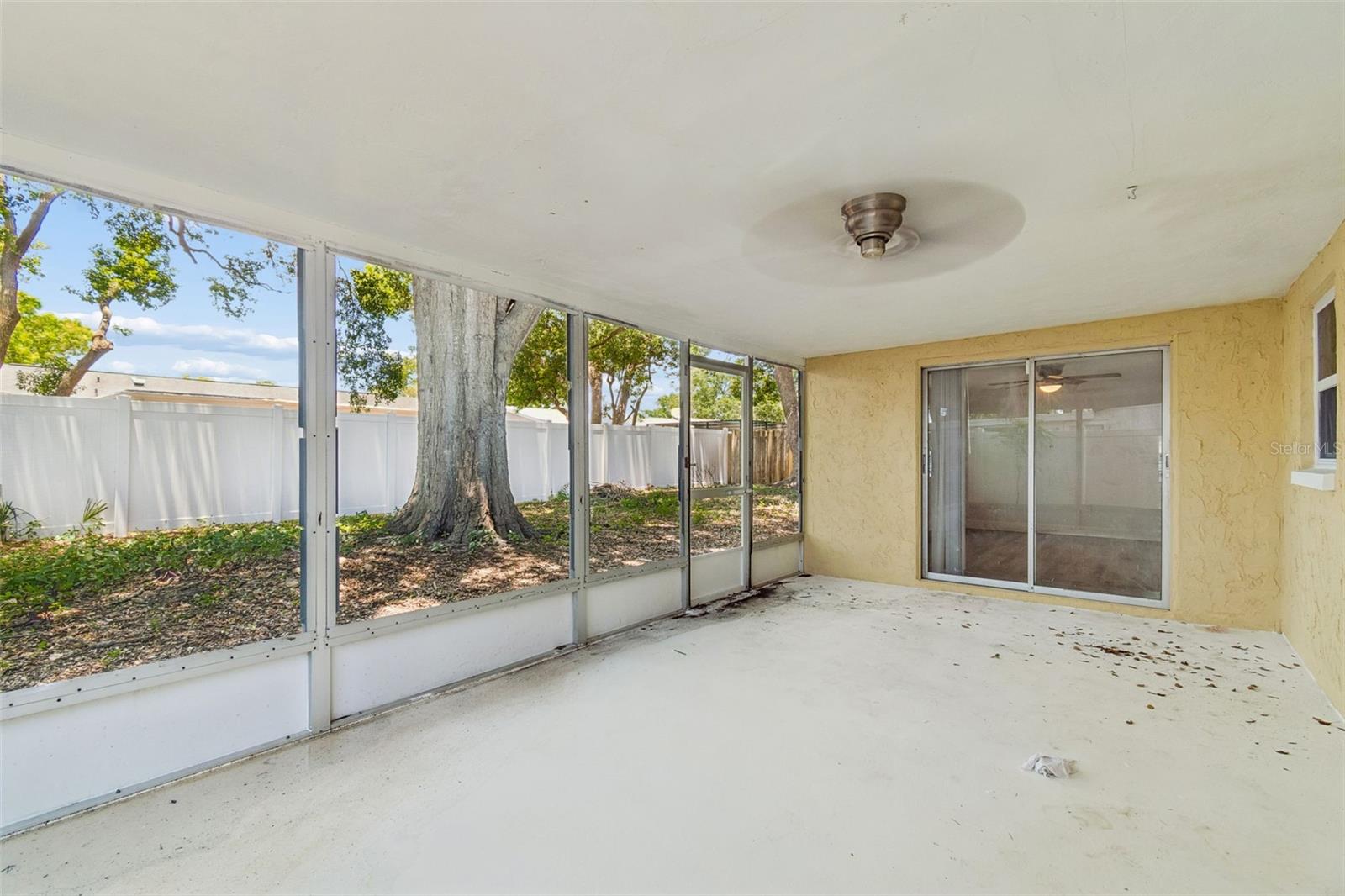 EMBASSY HILLS - Residential