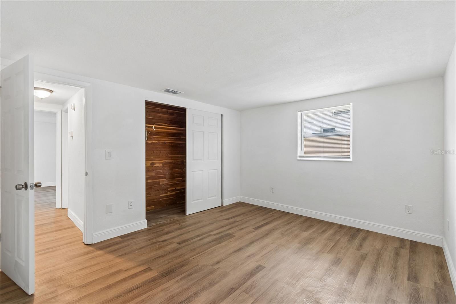EMBASSY HILLS - Residential