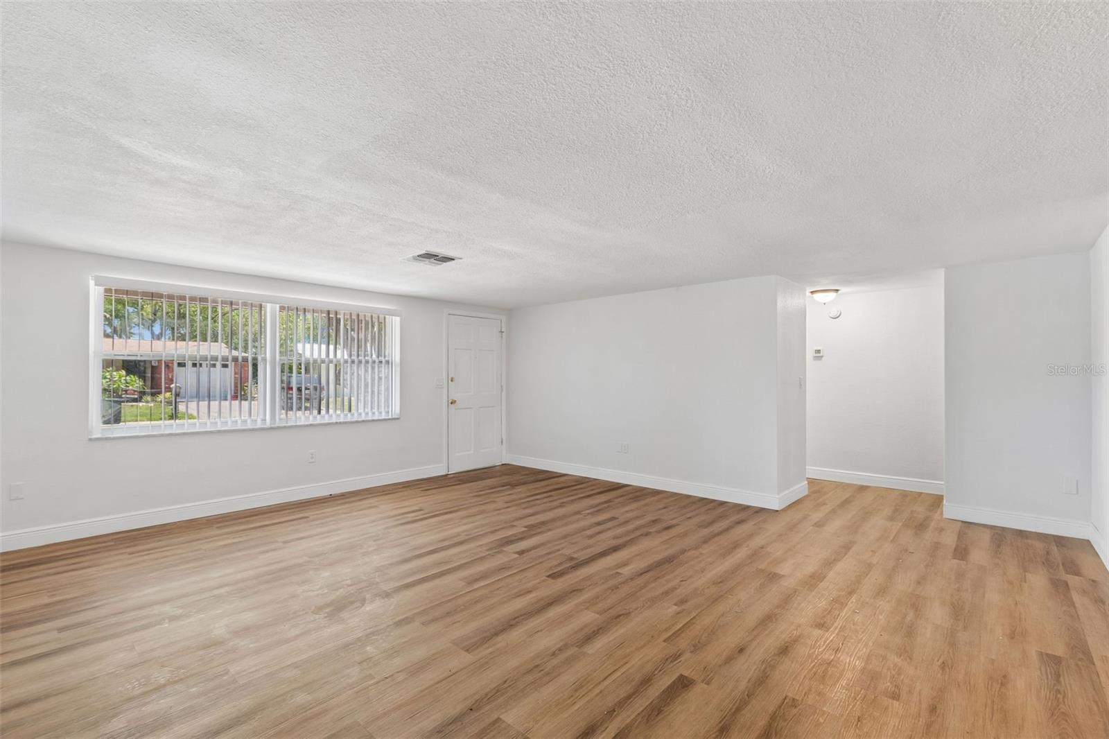 EMBASSY HILLS - Residential