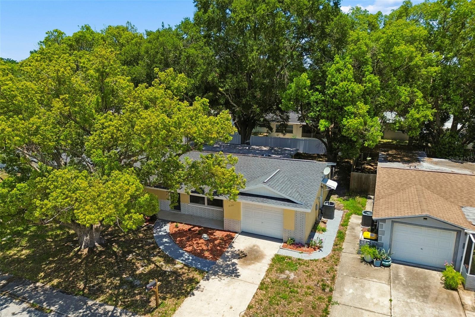 EMBASSY HILLS - Residential