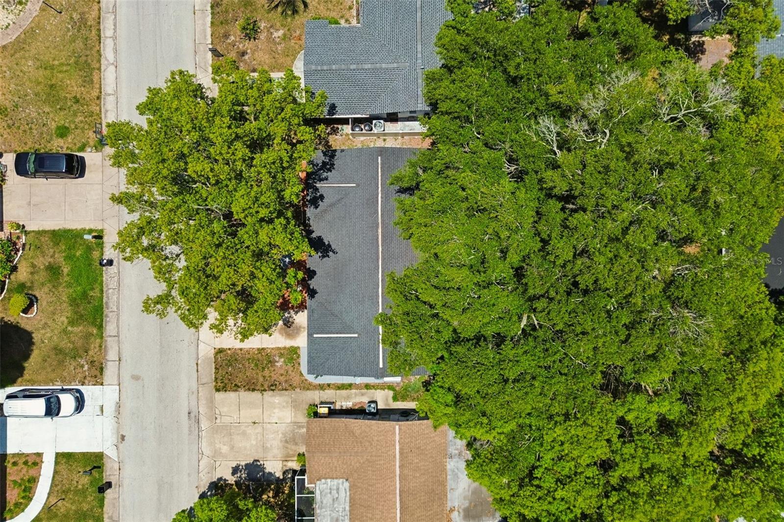 EMBASSY HILLS - Residential