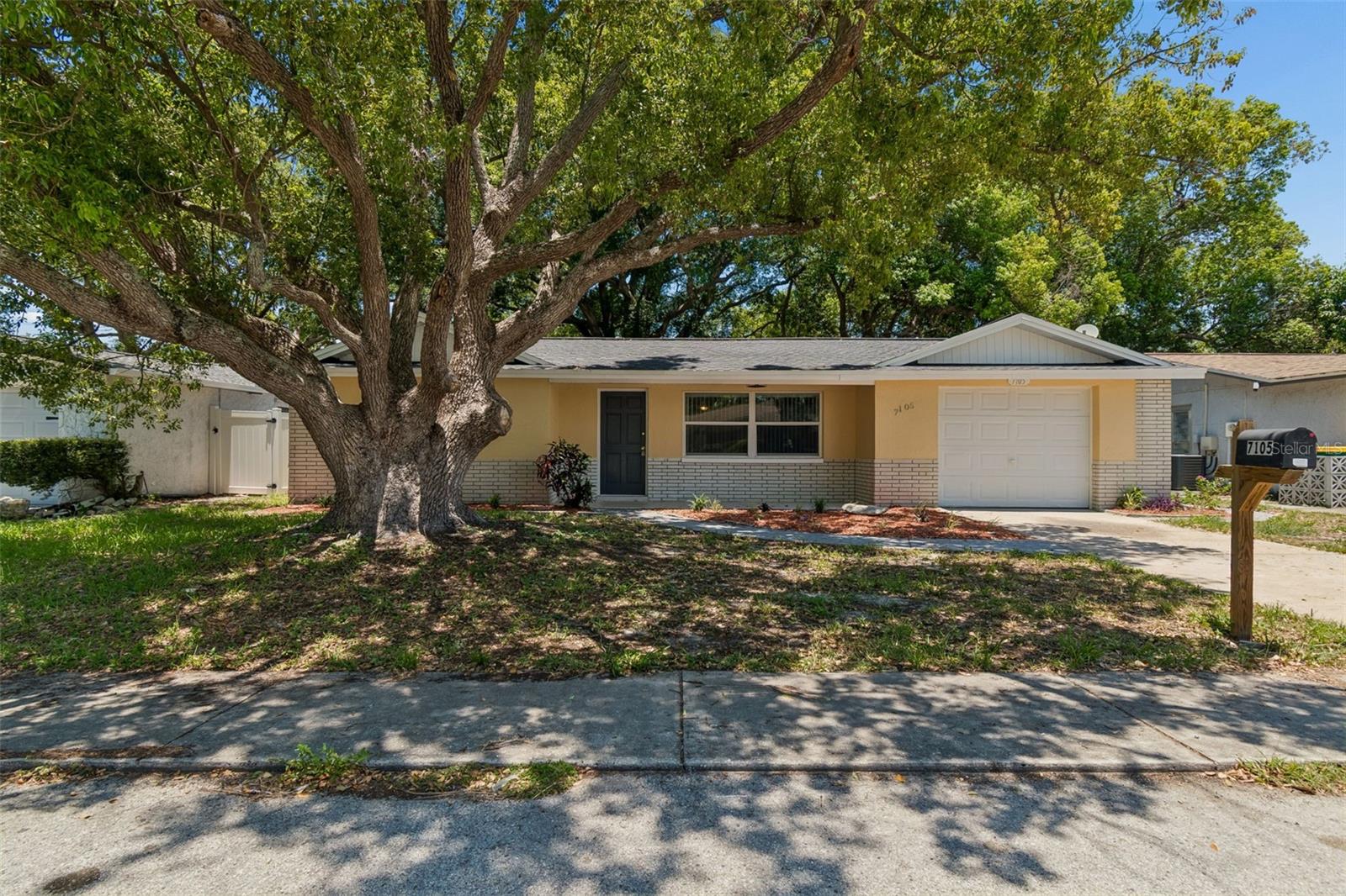 EMBASSY HILLS - Residential