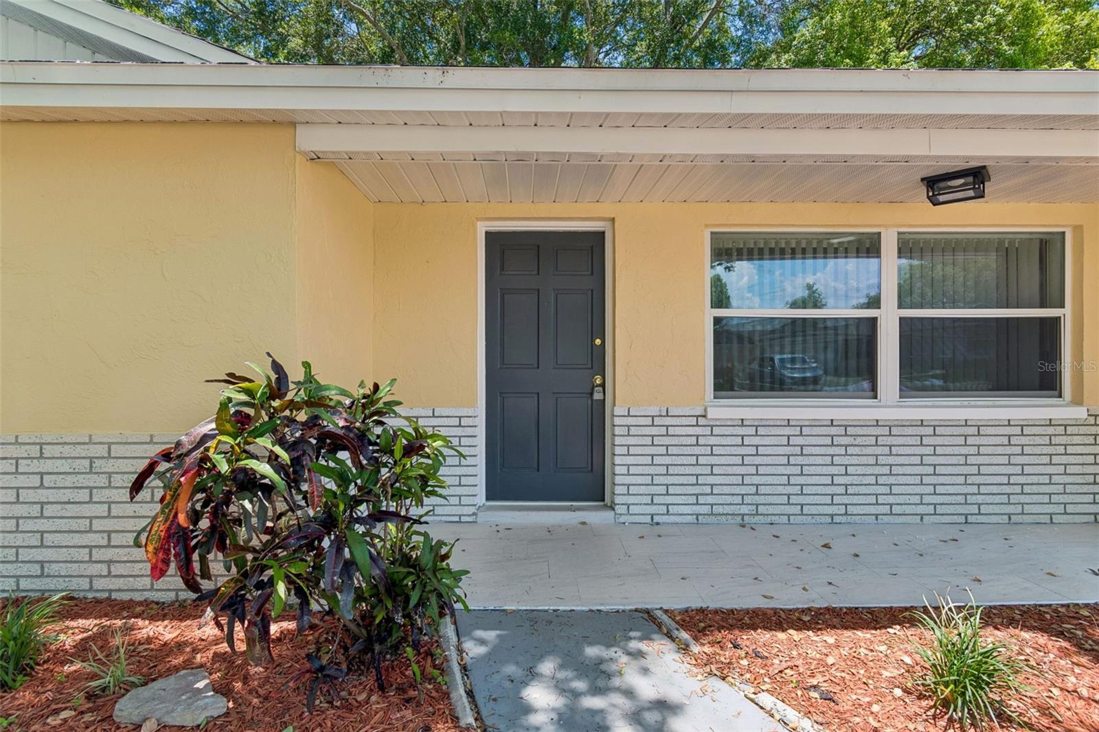 EMBASSY HILLS - Residential