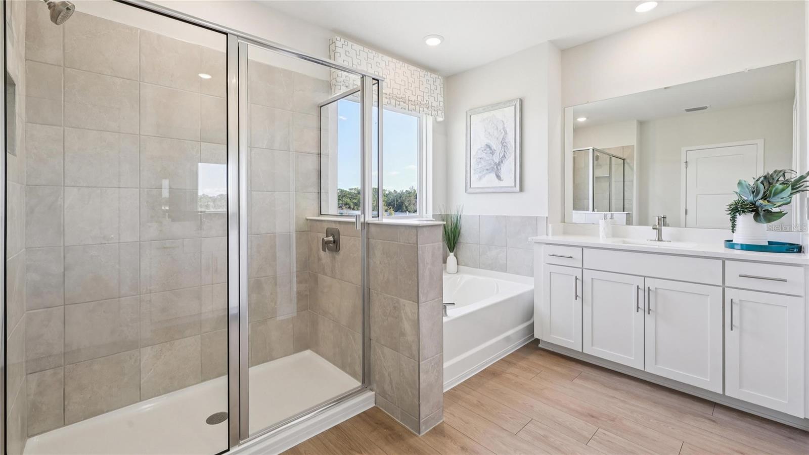 BRIARWOOD - Residential
