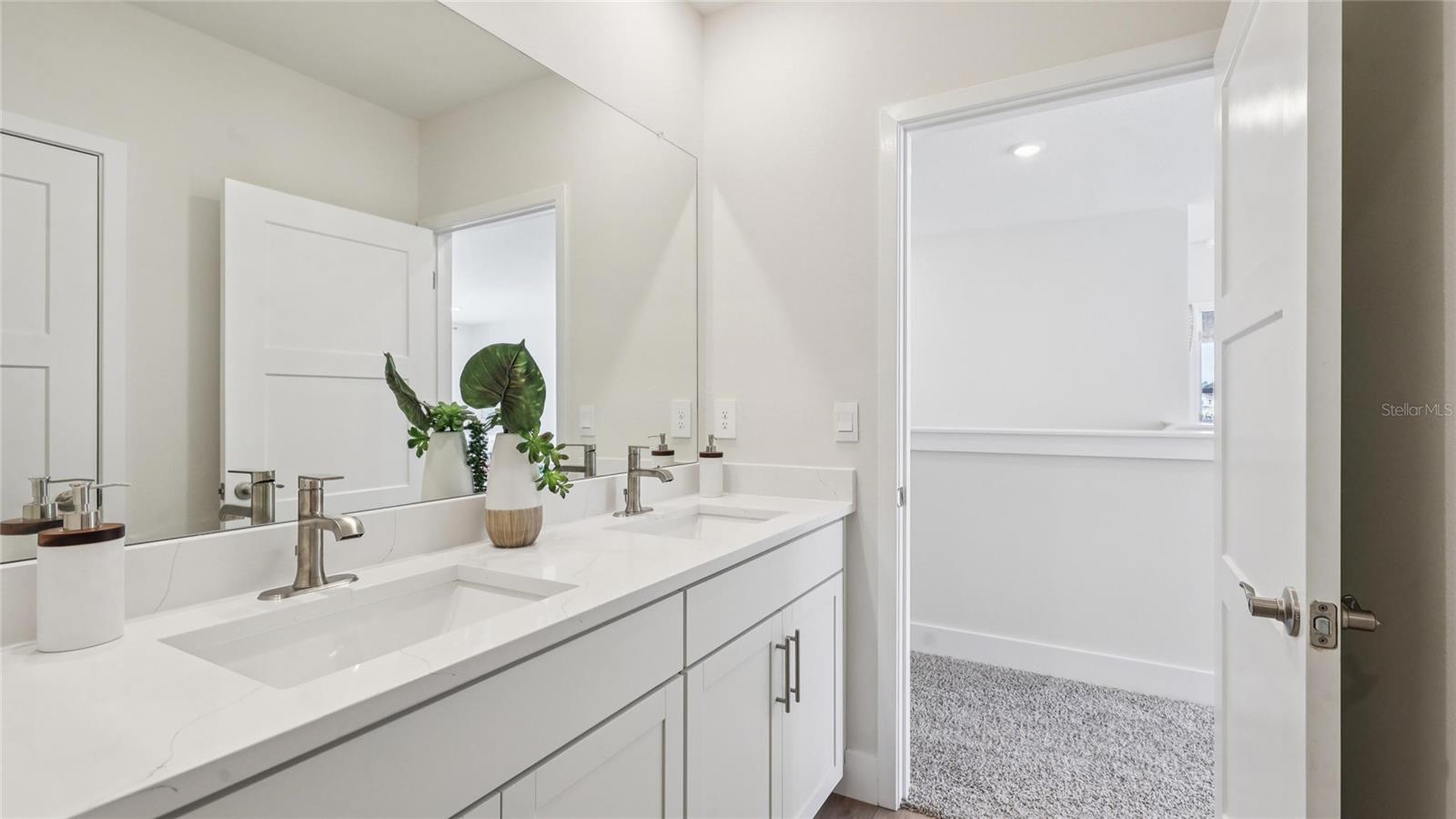 BRIARWOOD - Residential