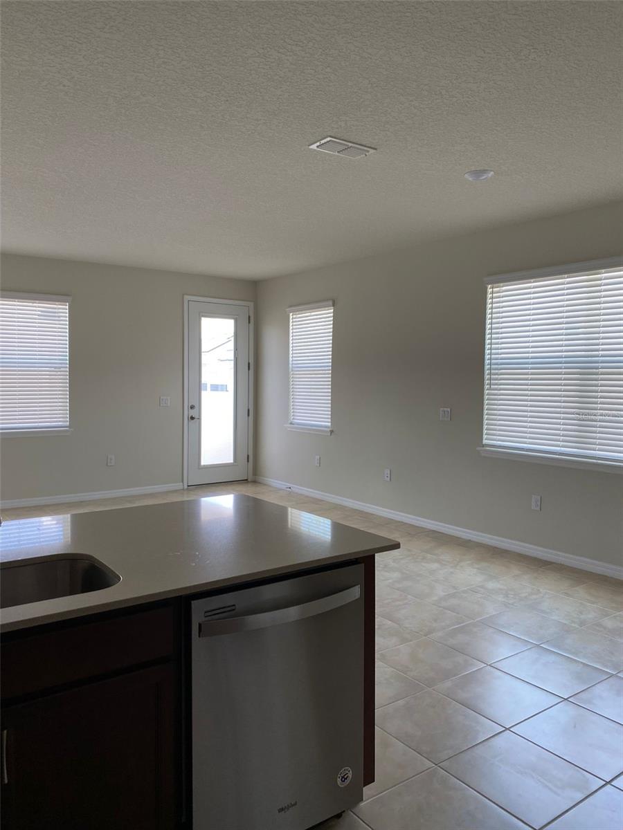LONGLEAF/OAKLAND - Residential Lease