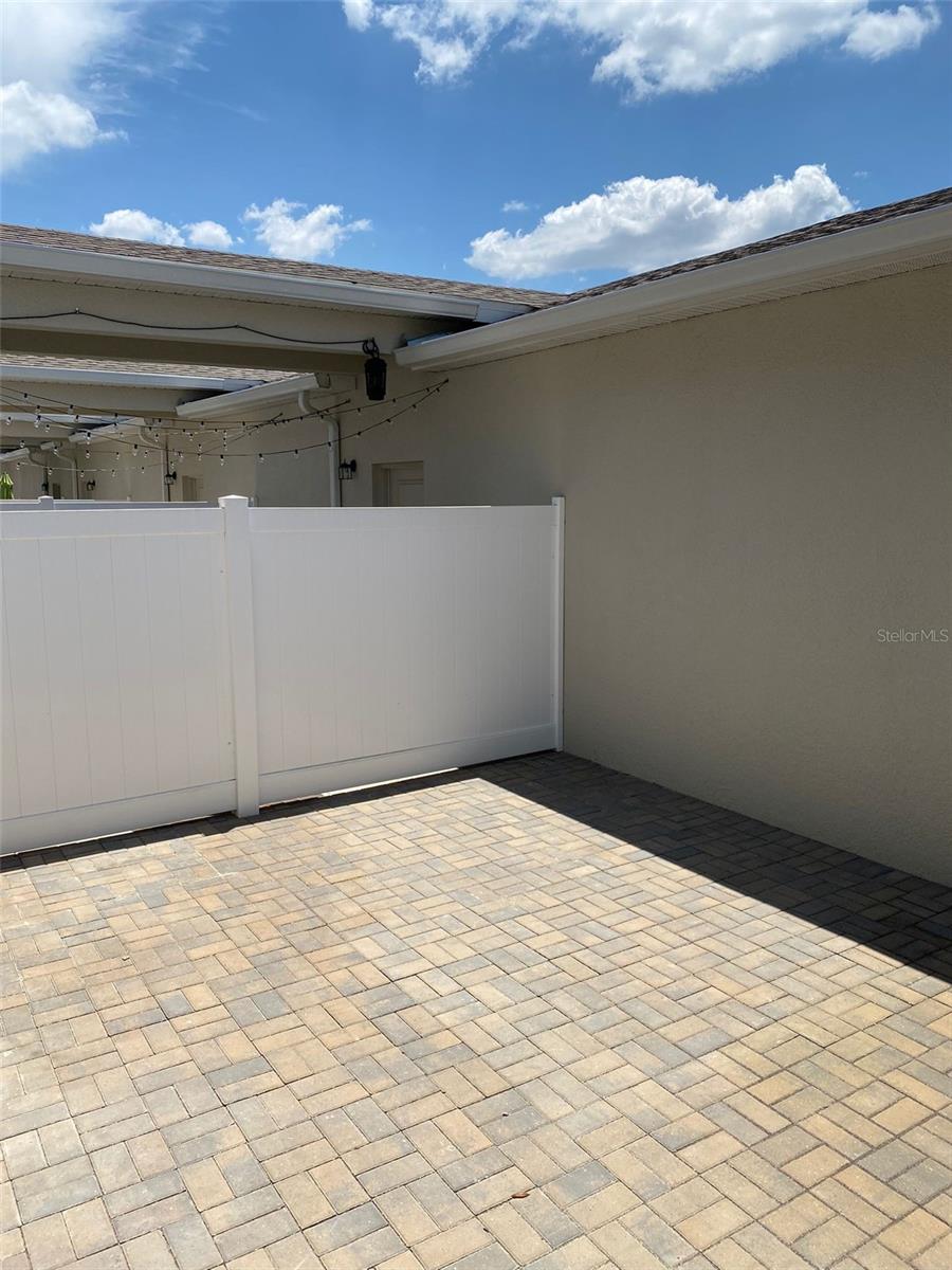LONGLEAF/OAKLAND - Residential Lease