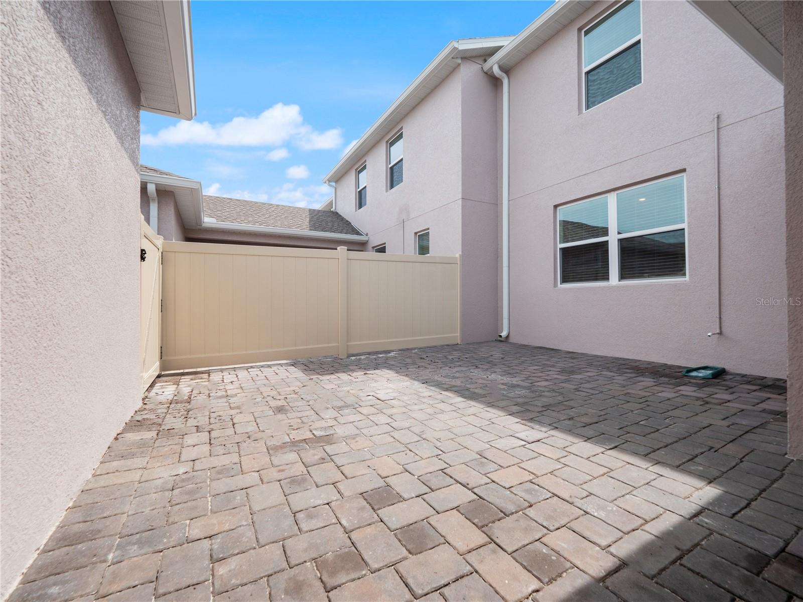 TOHOQUA PH 6 - Residential Lease