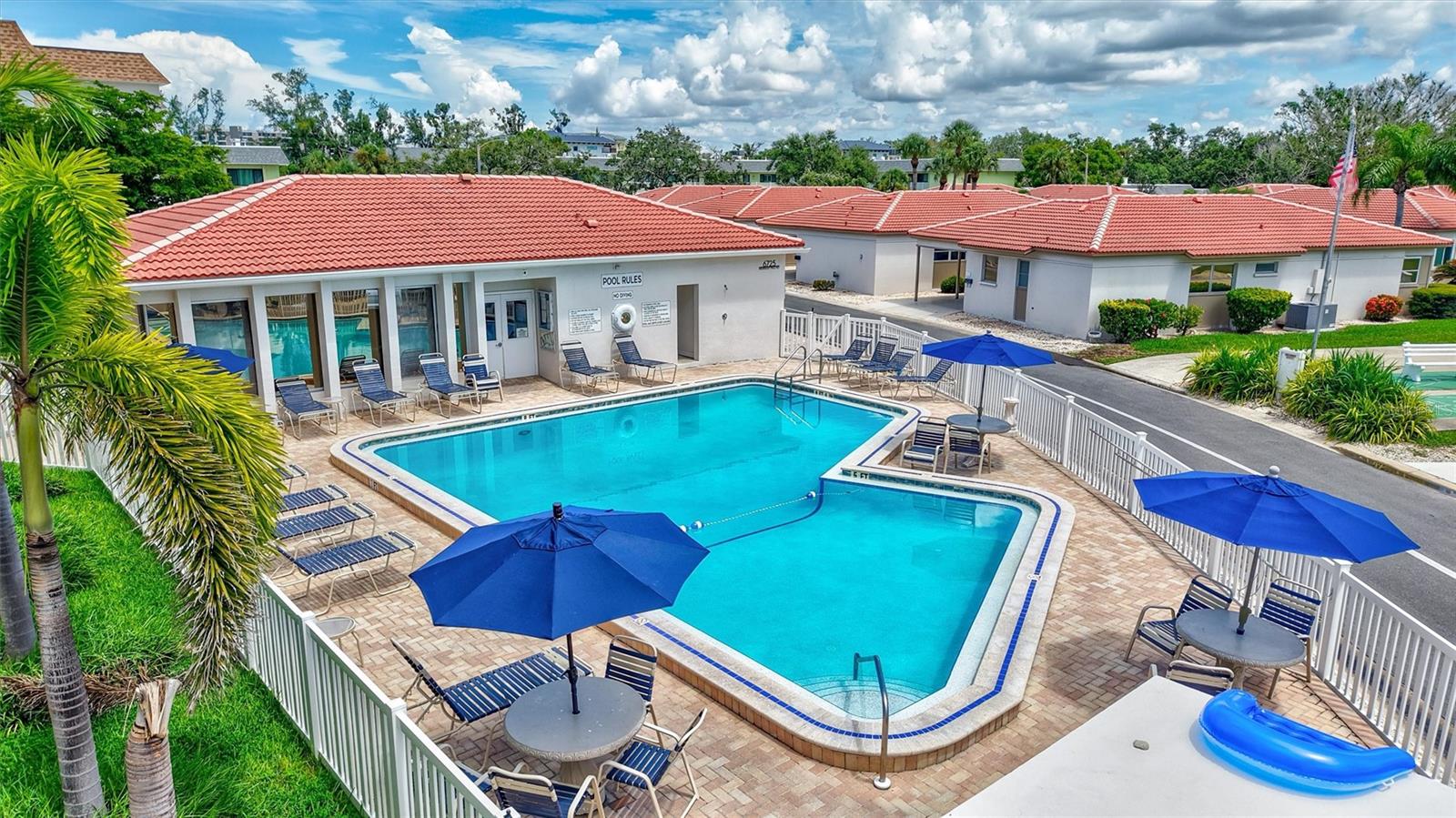 VISTA HERMOSA - Residential