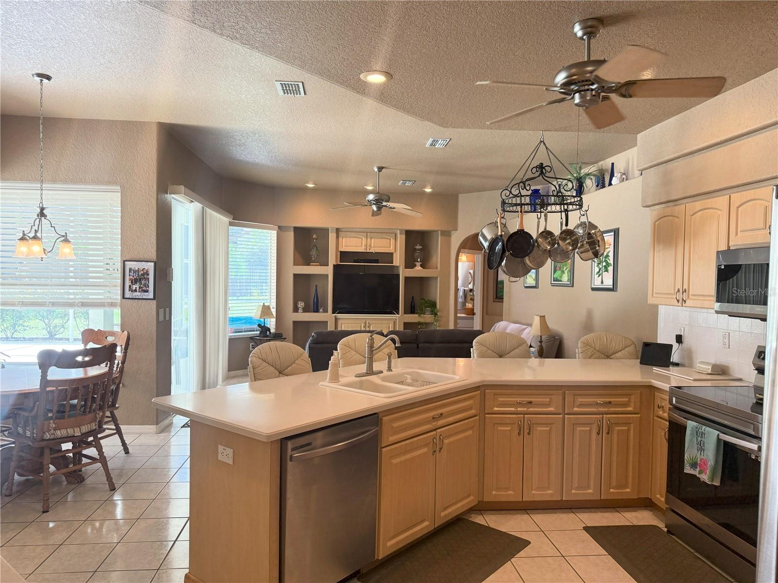 RIVER COUNTRY ESTATES - Residential