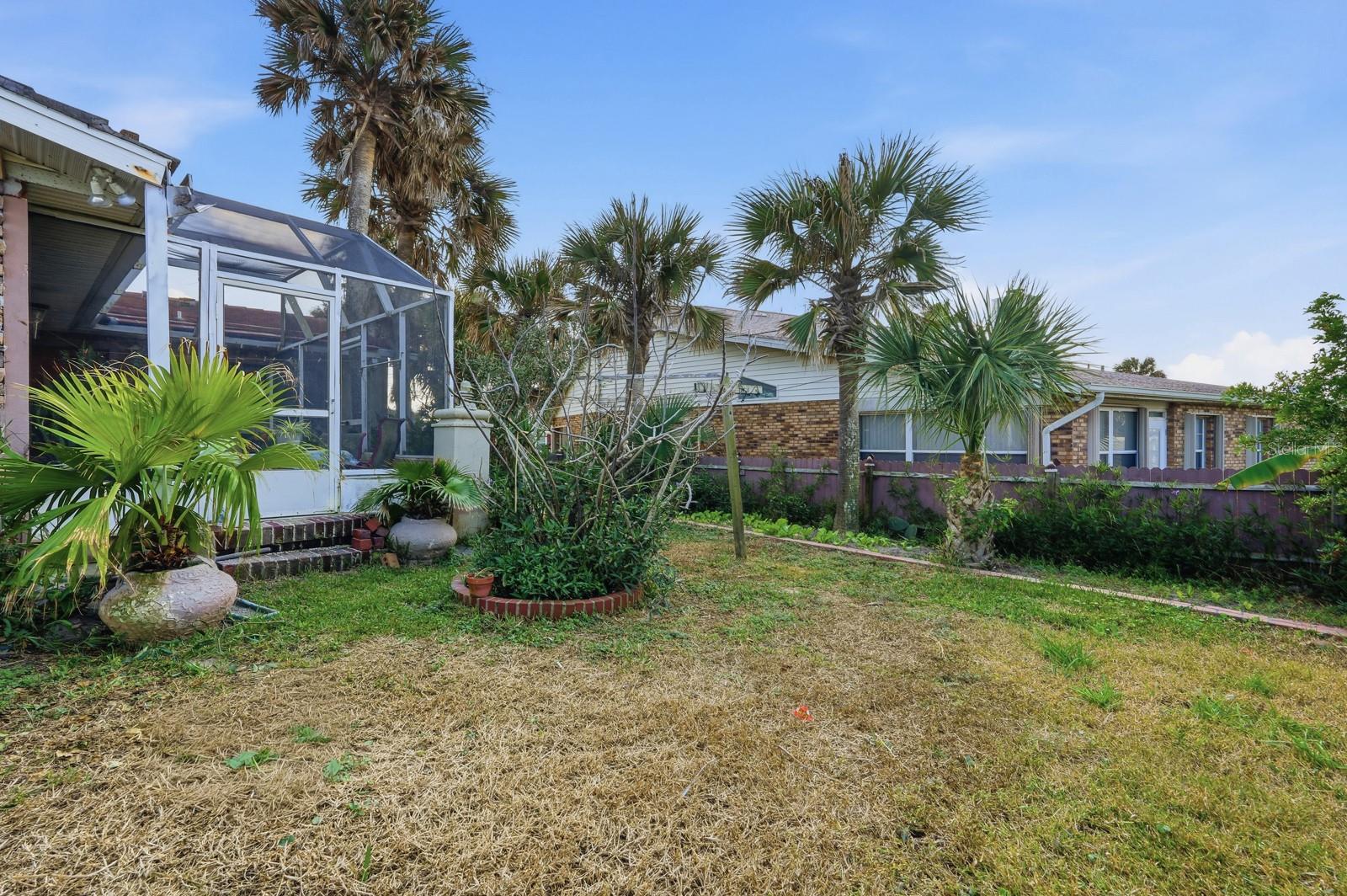BEAU RIVAGE SHORES - Residential