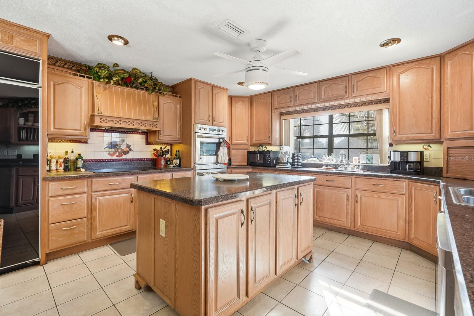 BEAU RIVAGE SHORES - Residential