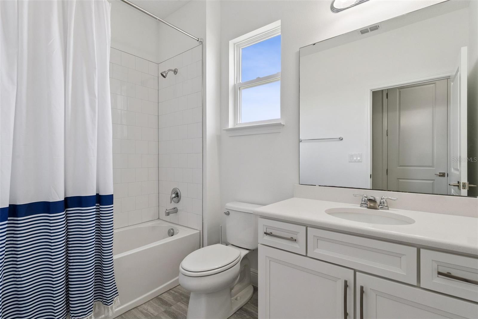 LAKESIDE/HAMLIN 60 - Residential