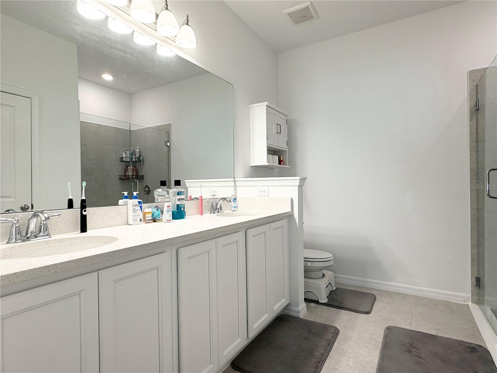 HAMPTON OAKS - Residential