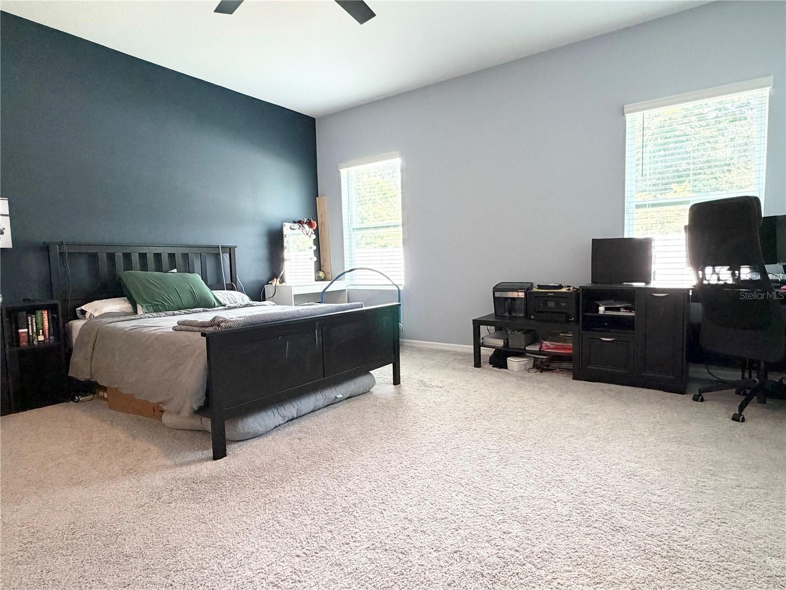 HAMPTON OAKS - Residential