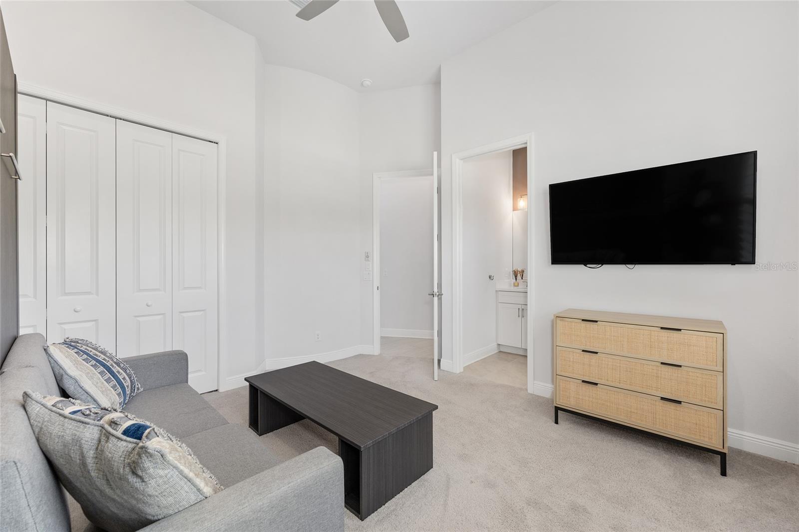 HALLS RESERVE - Residential