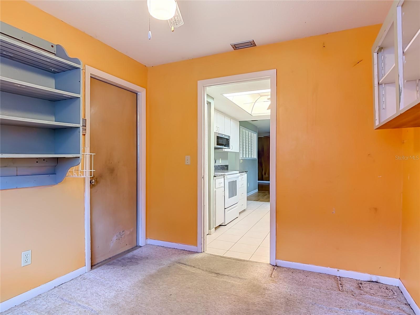 DELTONA LAKES UNIT 08 - Residential