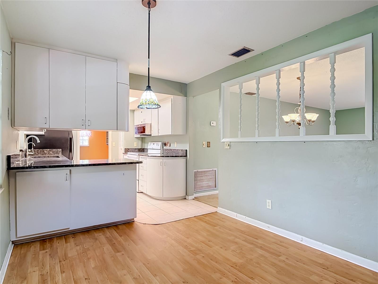 DELTONA LAKES UNIT 08 - Residential