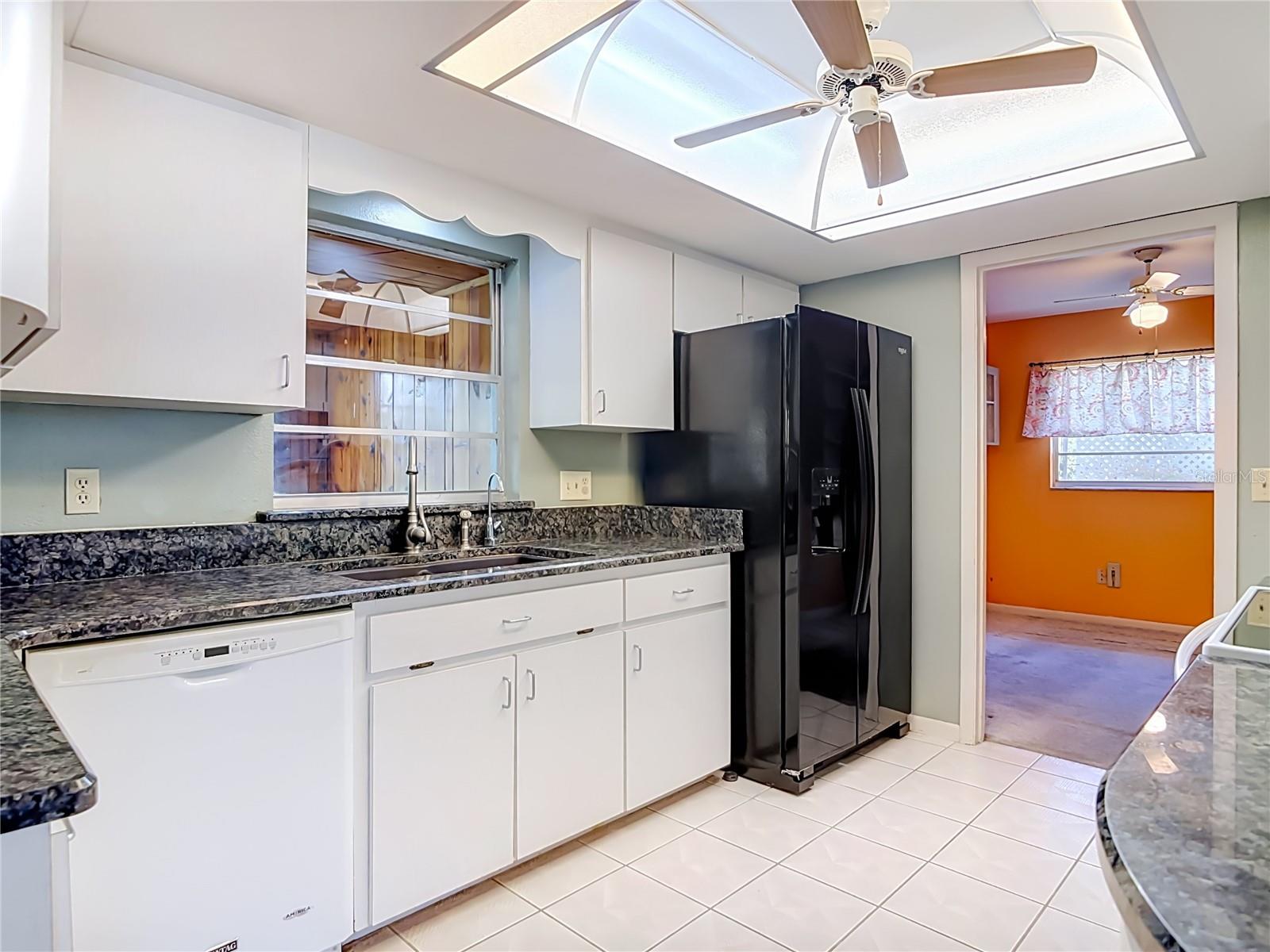 DELTONA LAKES UNIT 08 - Residential