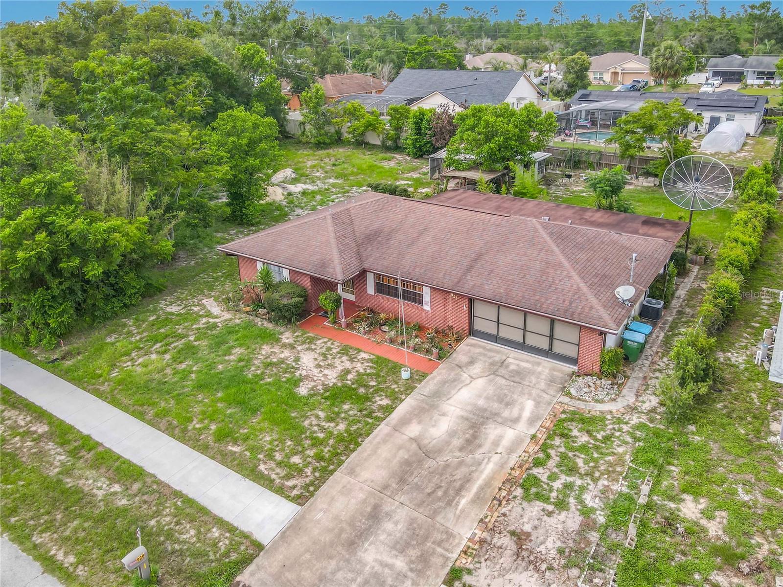 DELTONA LAKES UNIT 08 - Residential