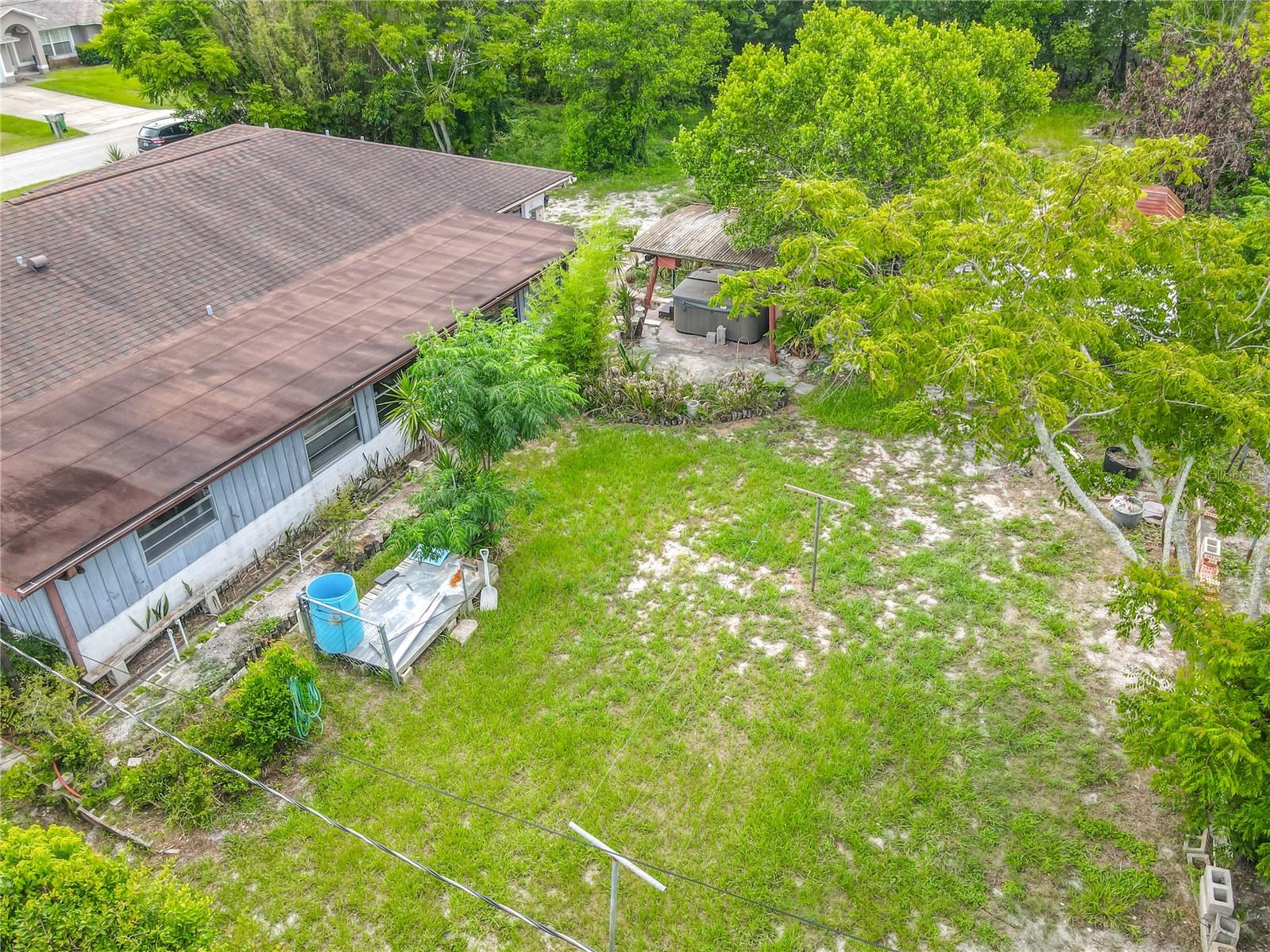 DELTONA LAKES UNIT 08 - Residential