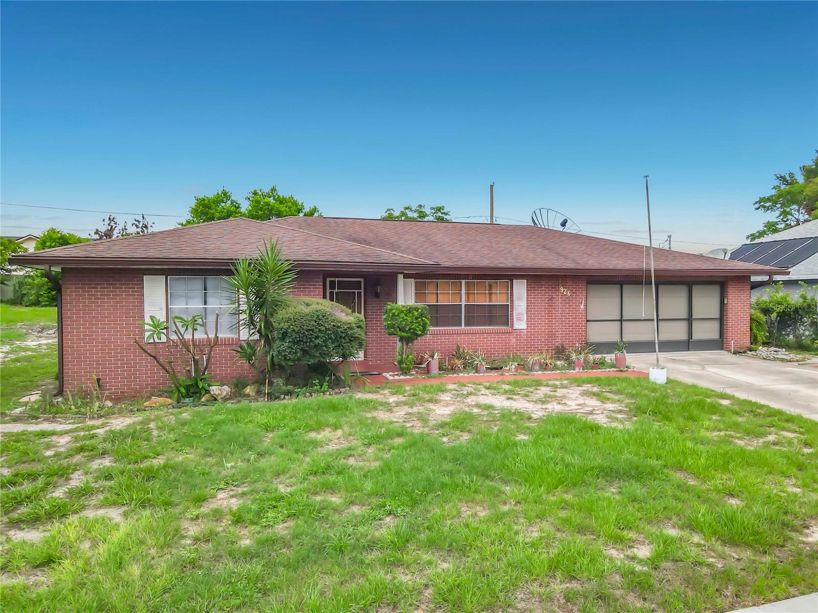 DELTONA LAKES UNIT 08 - Residential