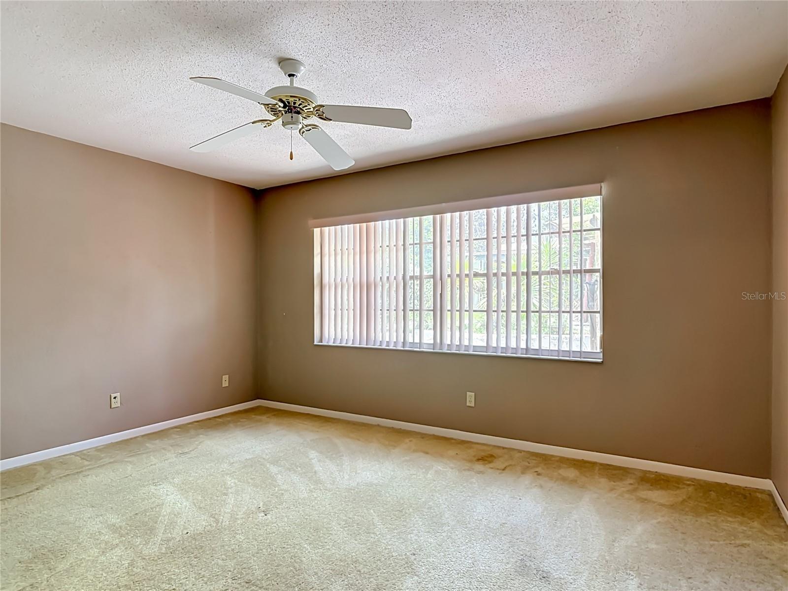 DELTONA LAKES UNIT 08 - Residential