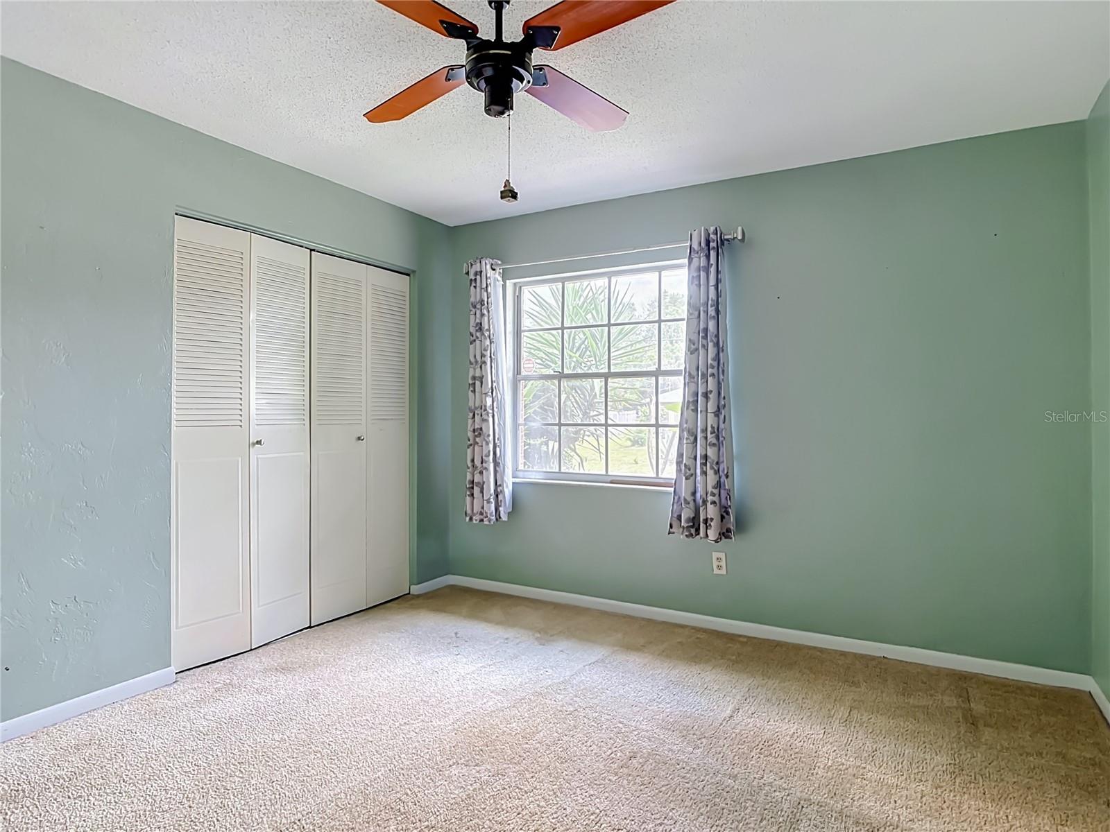 DELTONA LAKES UNIT 08 - Residential