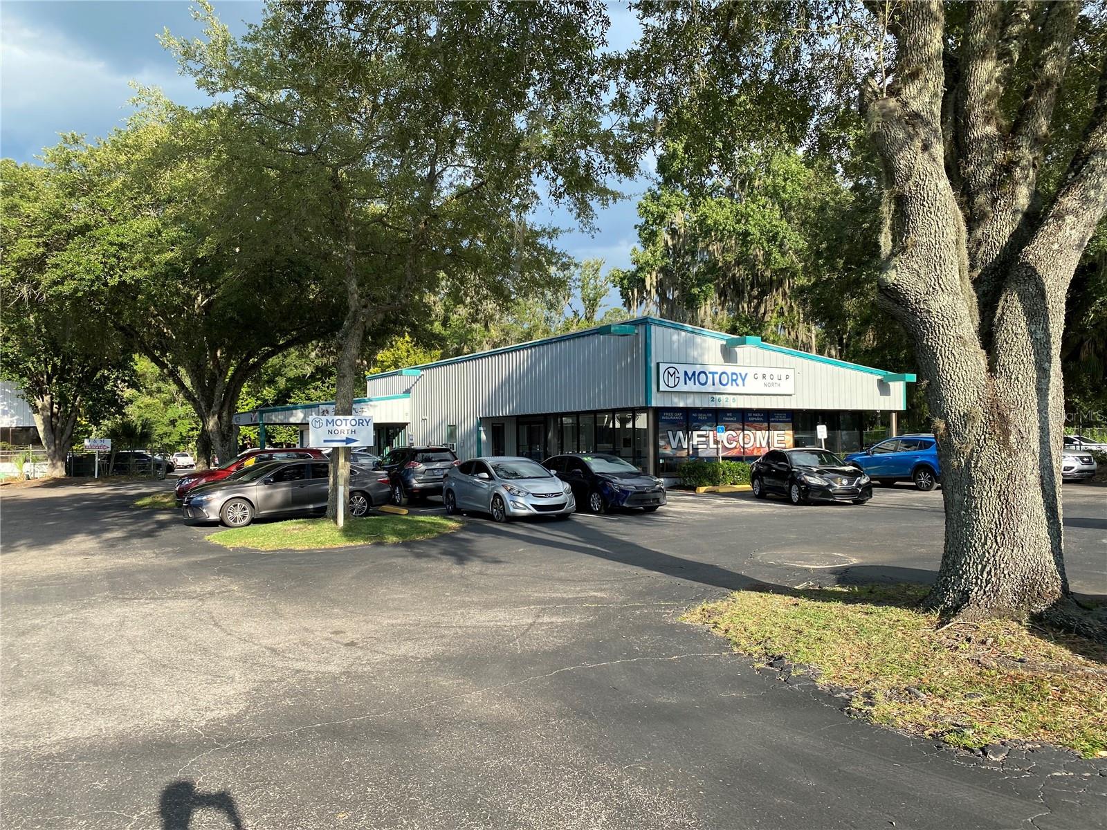 LISA HEIGHTS - Commercial Sale