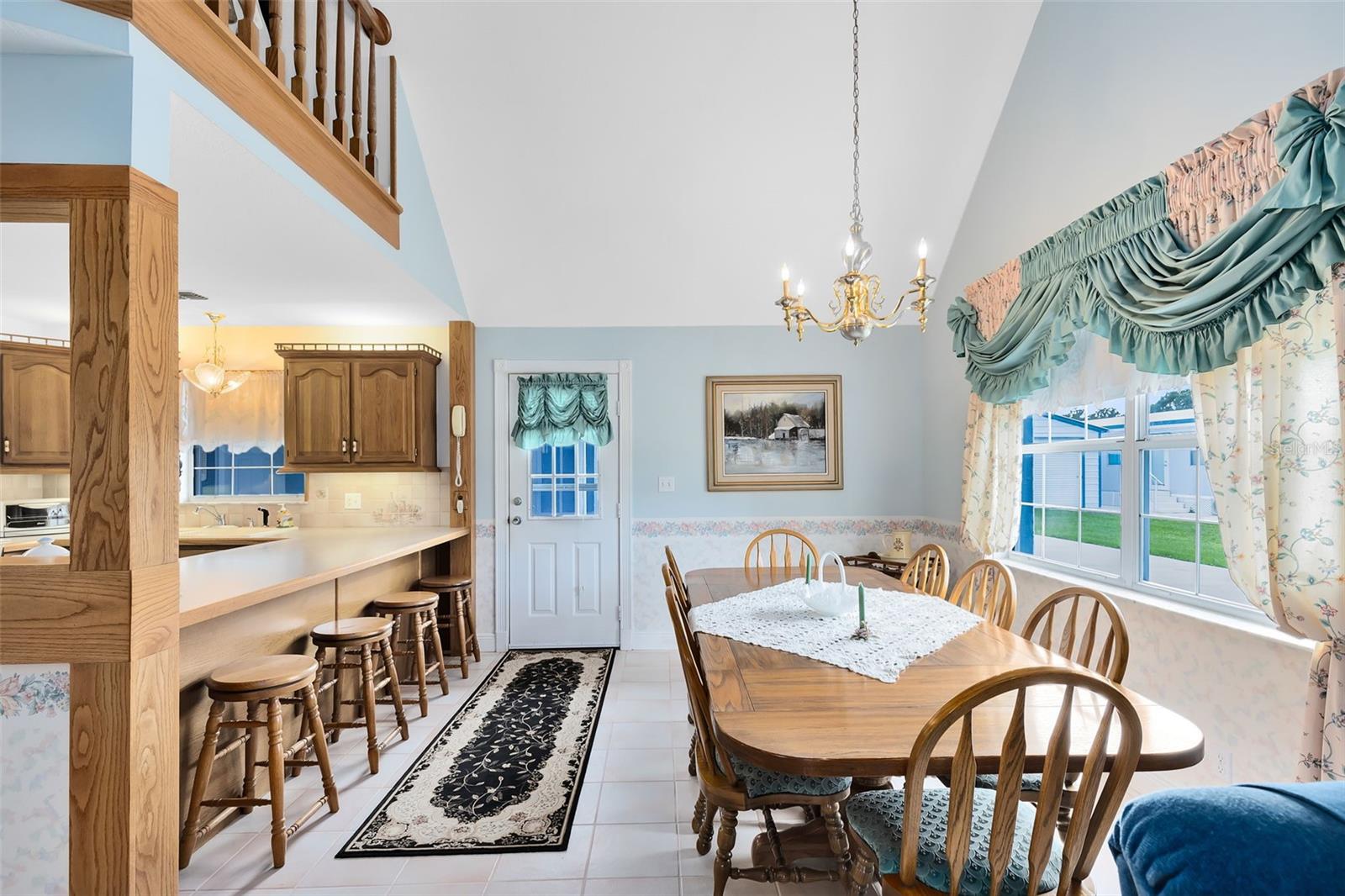 LAKE MARIAN SHORES - Residential