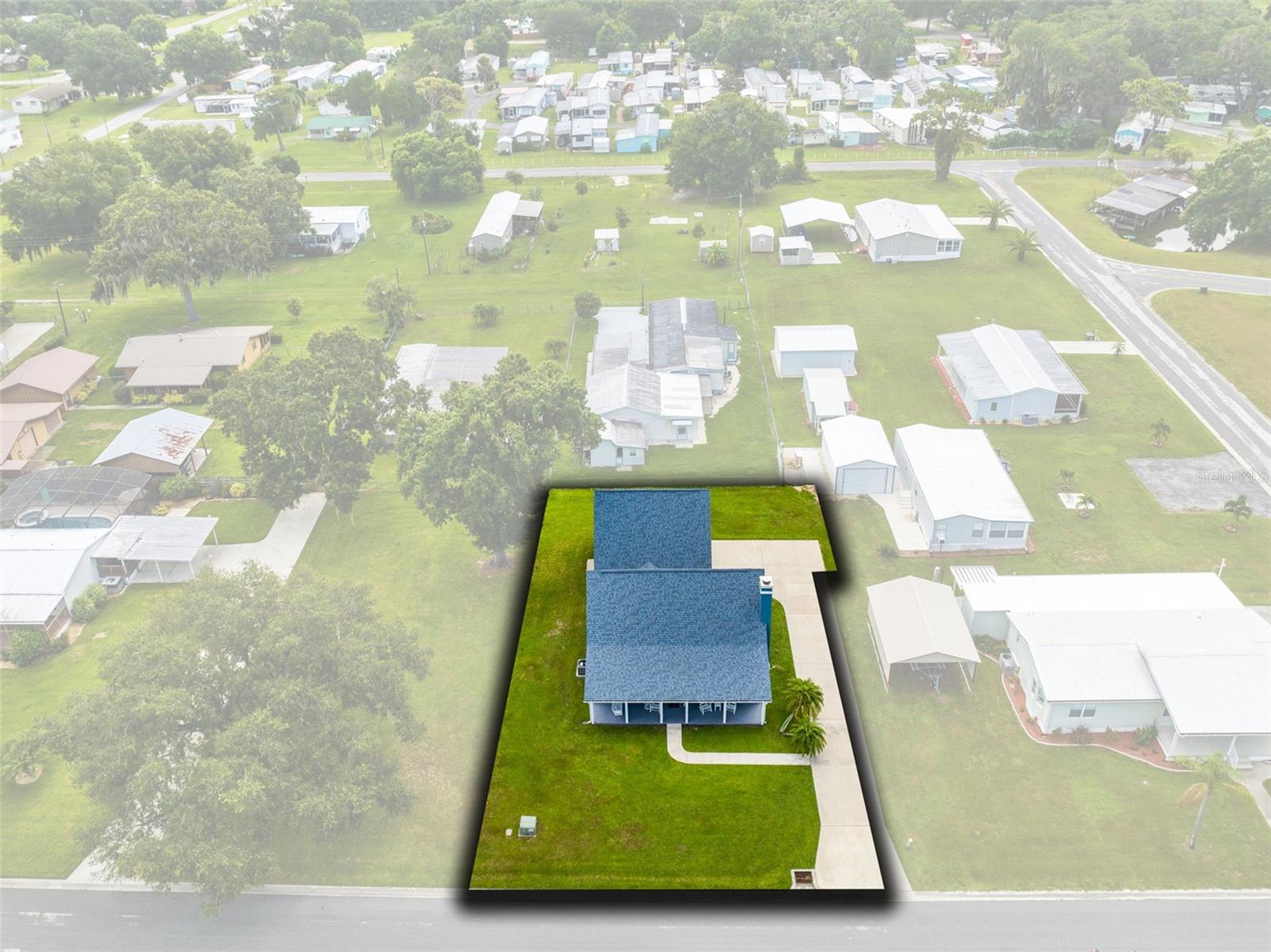 LAKE MARIAN SHORES - Residential