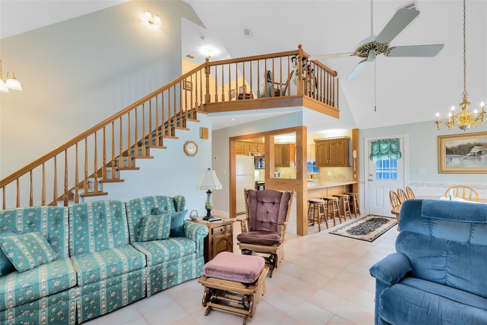LAKE MARIAN SHORES - Residential