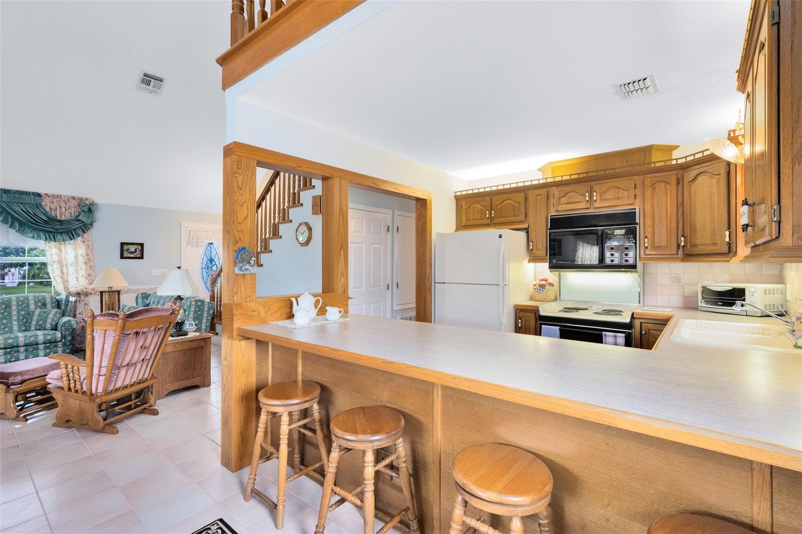 LAKE MARIAN SHORES - Residential