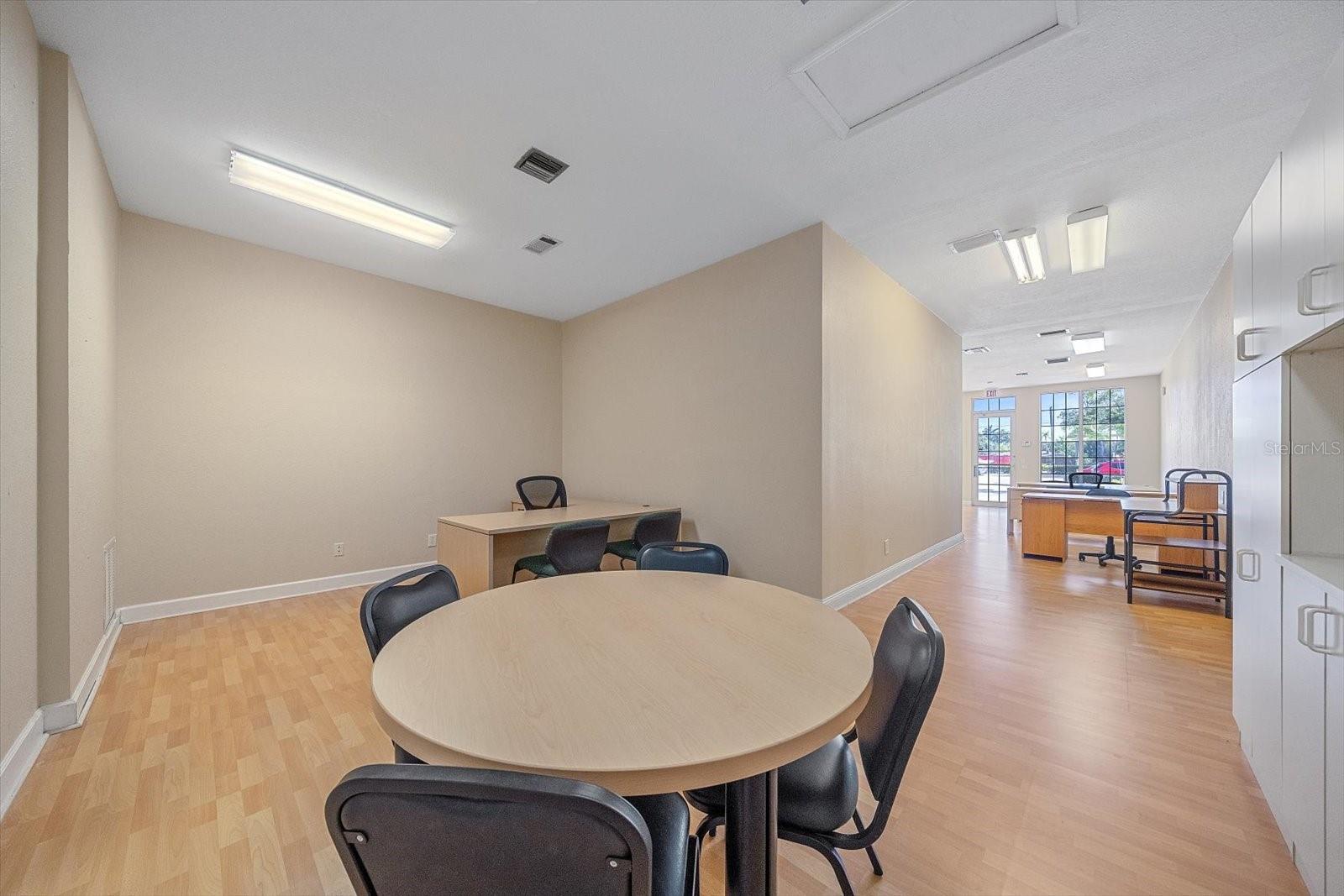 LAKESHORE VILLAGE PLAZA - Commercial Sale