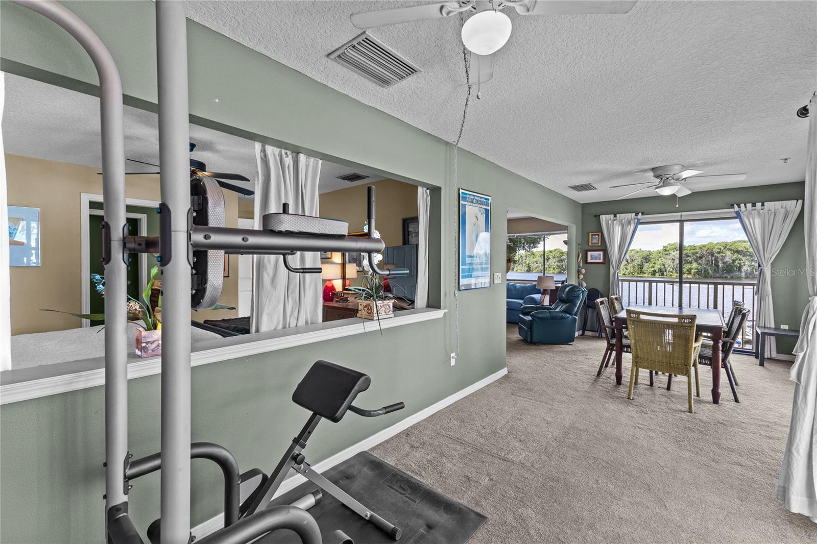 SPORTSMANS LODGE - Residential