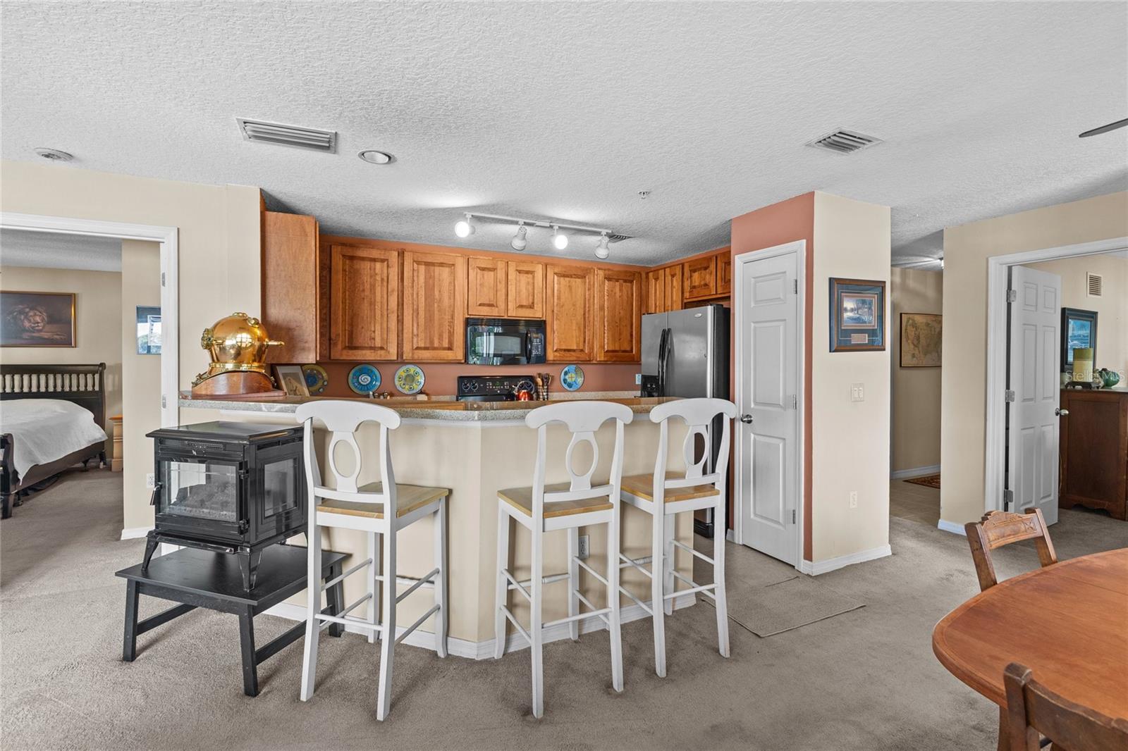 SPORTSMANS LODGE - Residential