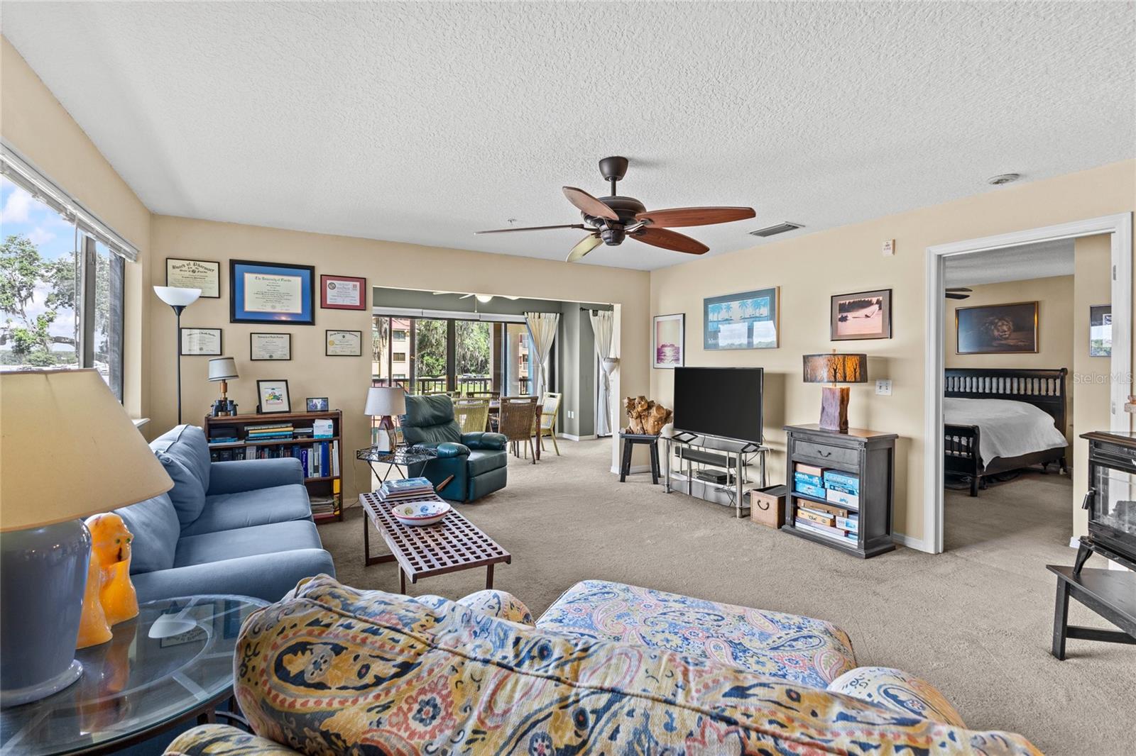 SPORTSMANS LODGE - Residential