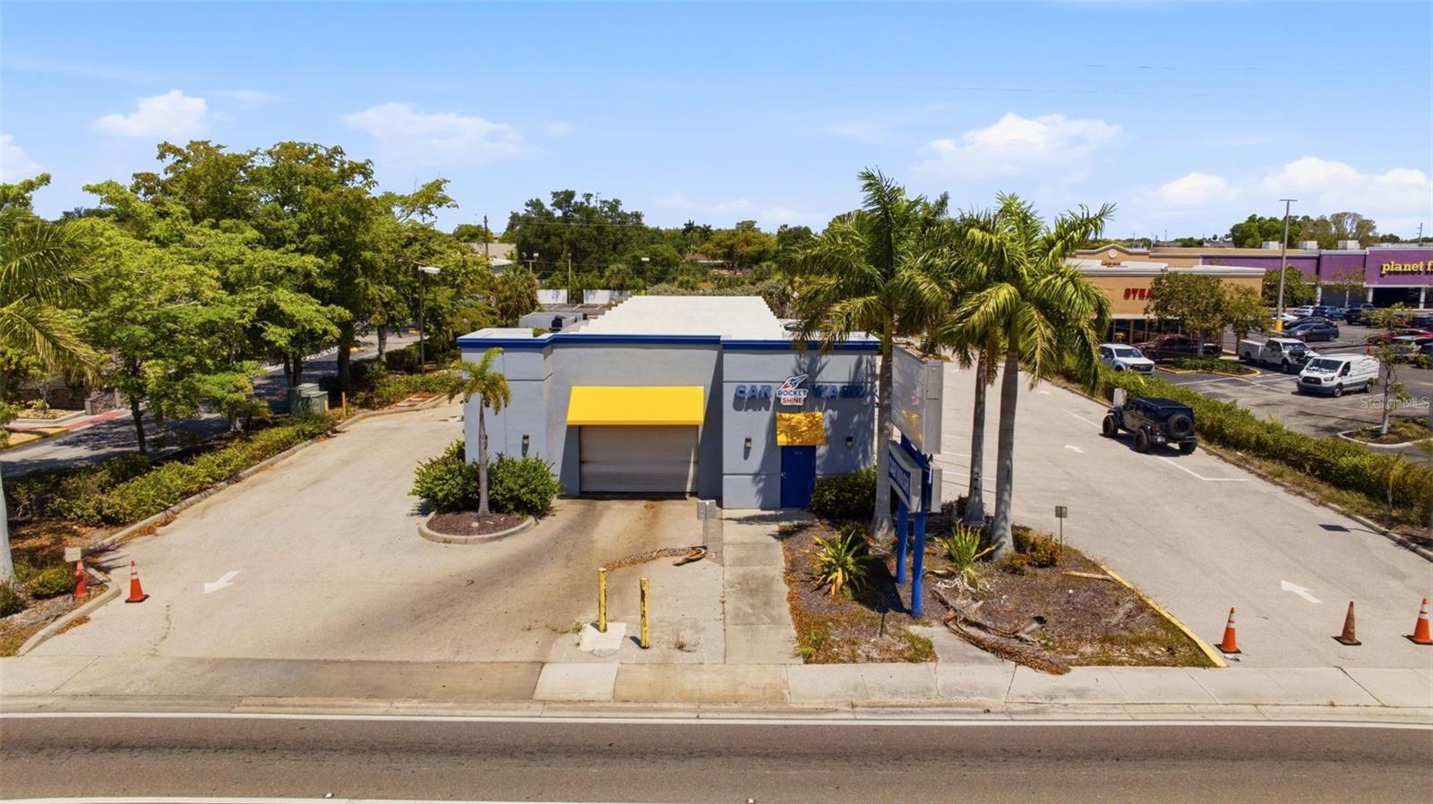 ACREAGE & UNREC - Commercial Sale