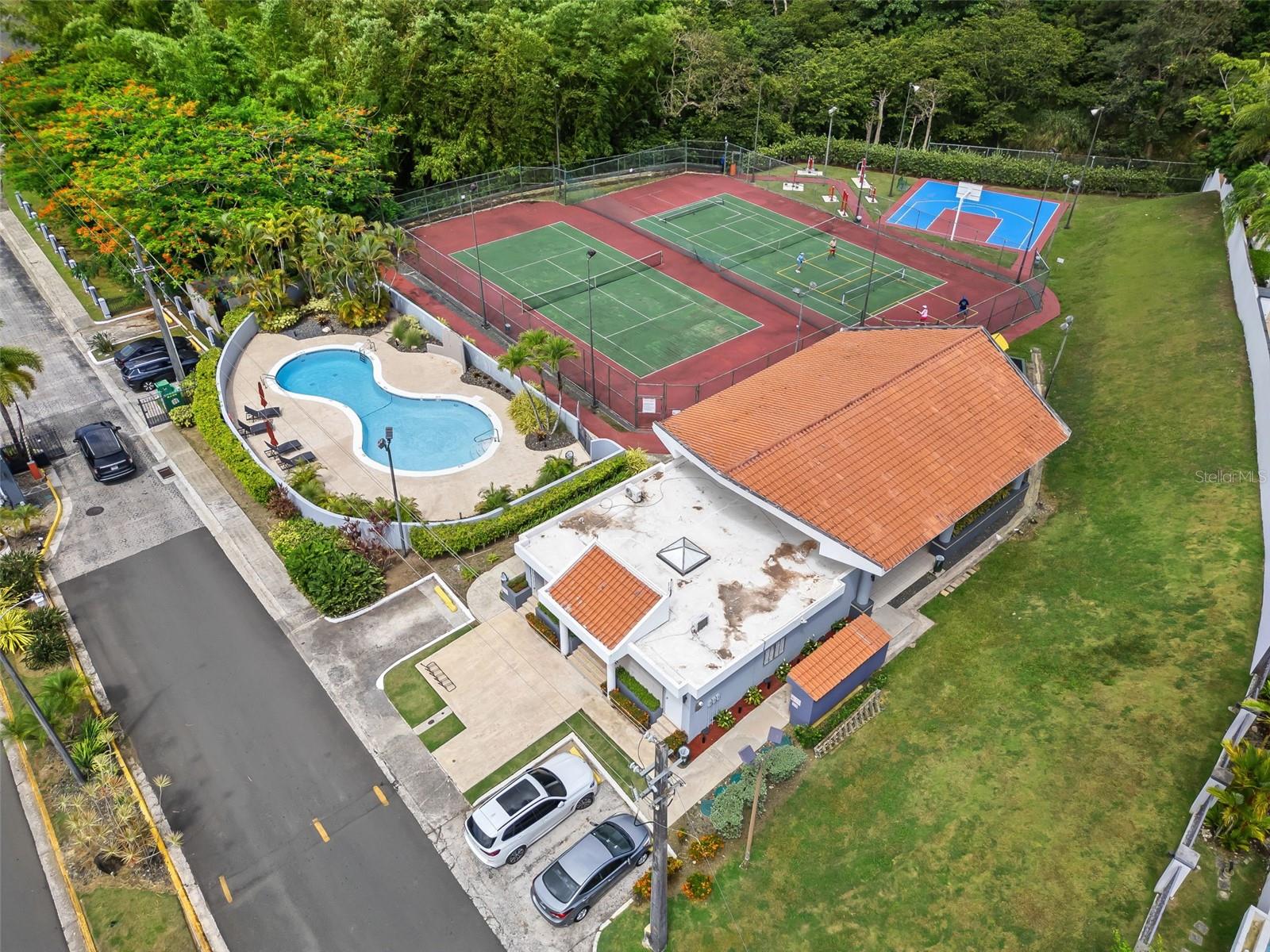 LADERAS DE SAN JUAN - Residential
