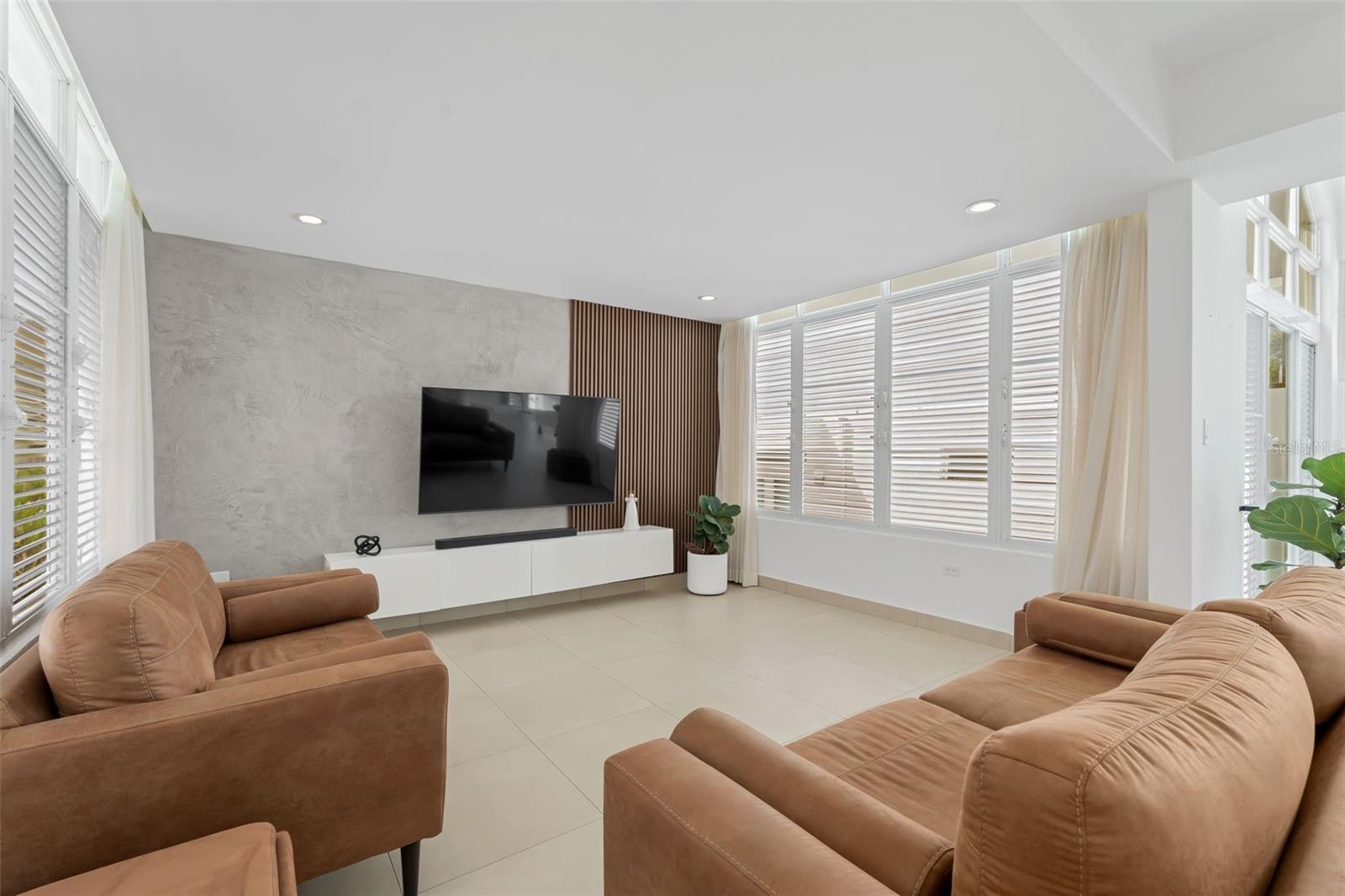LADERAS DE SAN JUAN - Residential