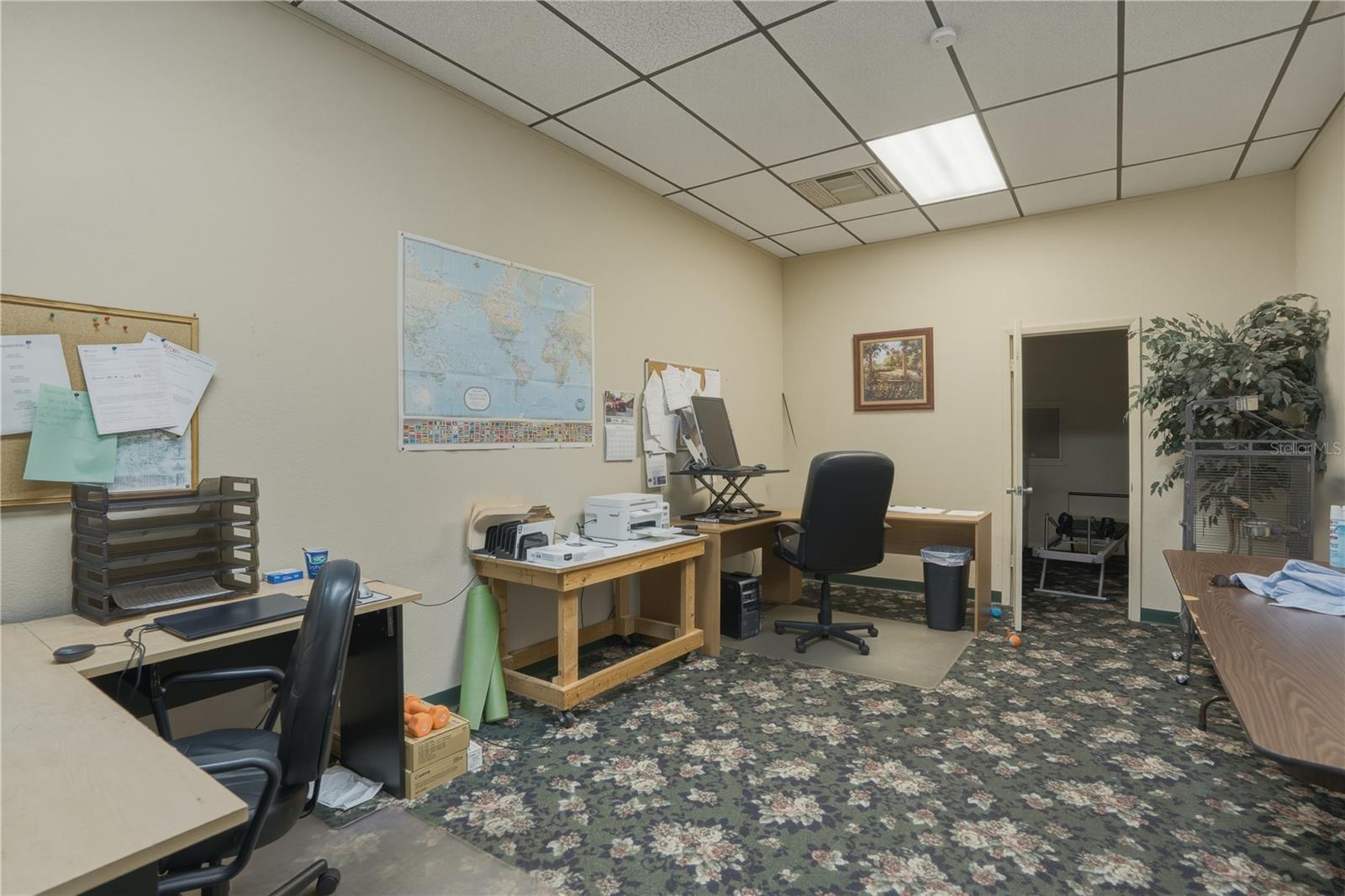LESLEYS SUB - Commercial Sale